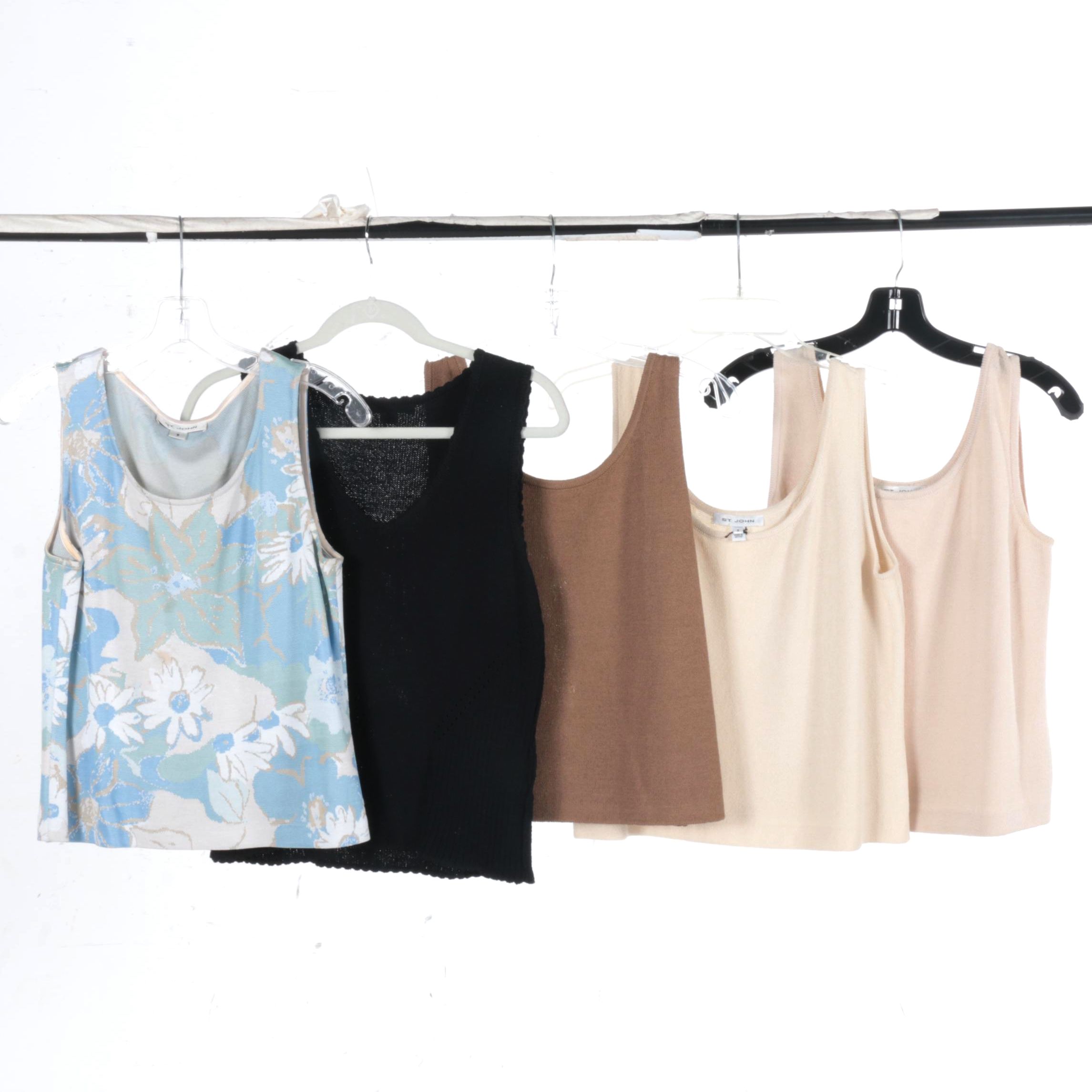 St. John Women's Sleeveless Tops