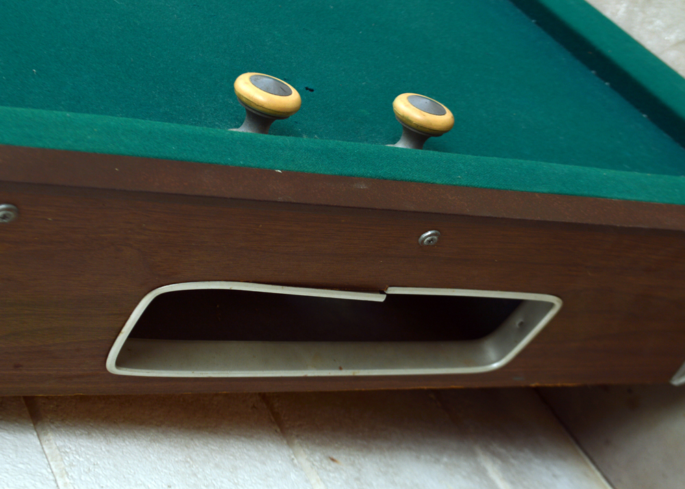 Brinktun Bumper Pool Table