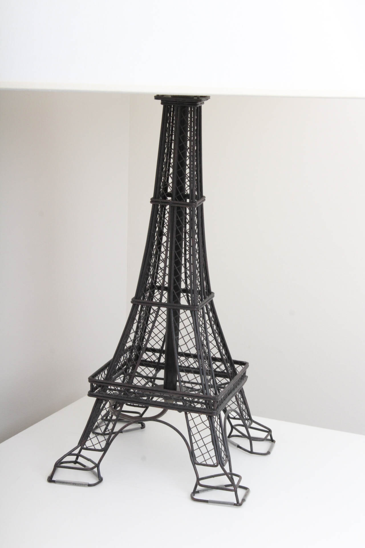 Wire Frame Eiffel Tower Base Lamp