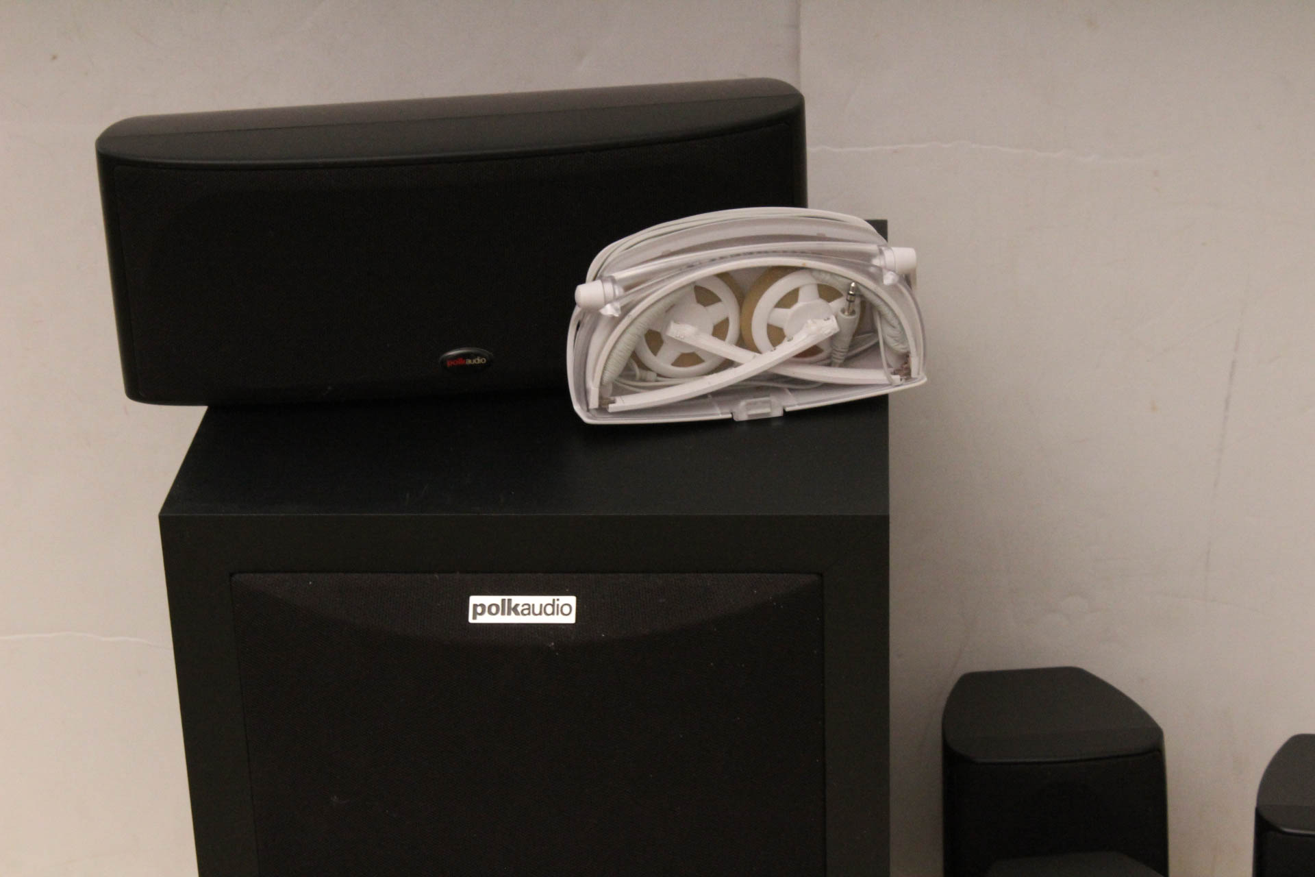 Polk Audio RM6750 Compact 5.1 Audio System