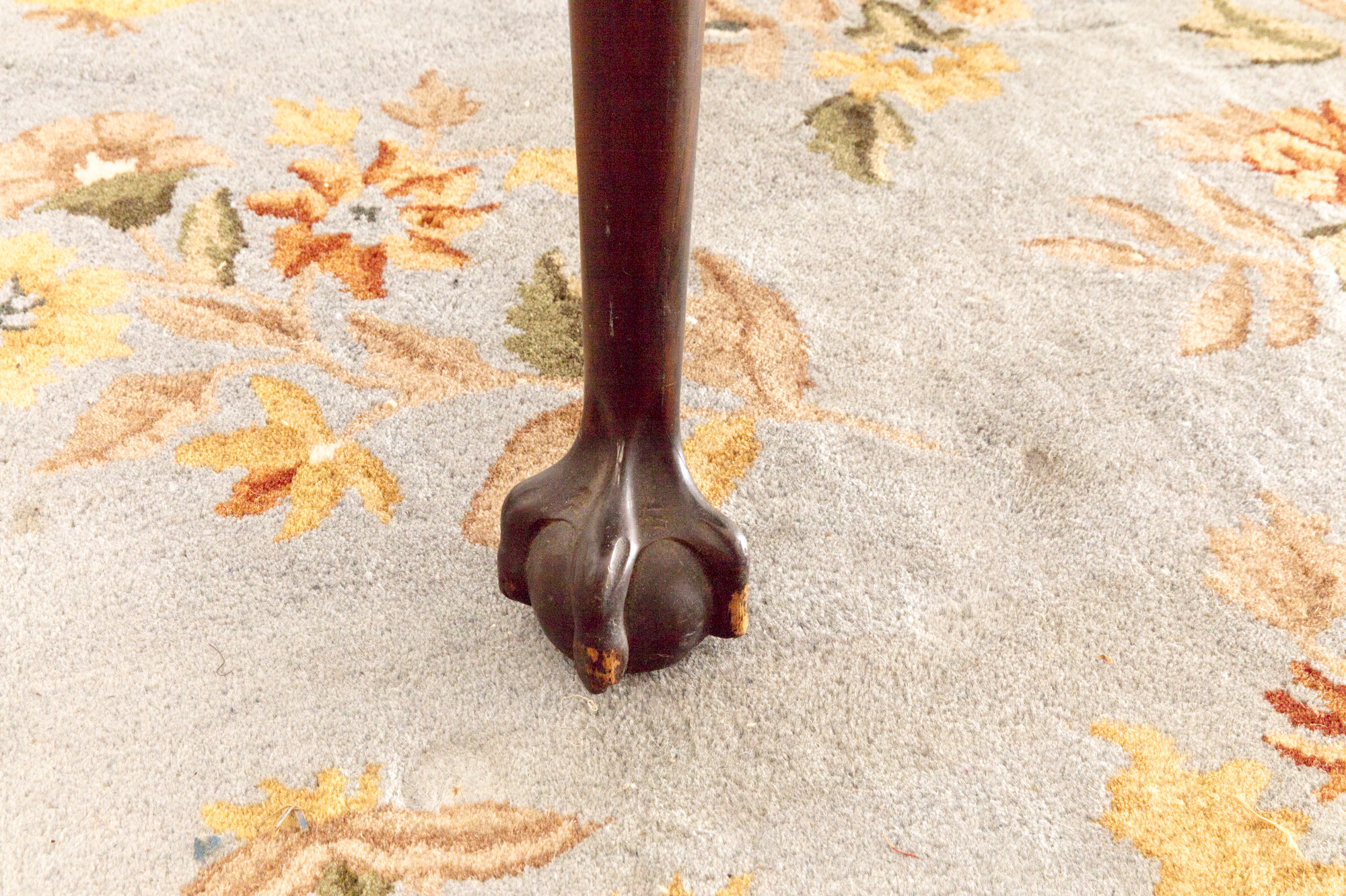 Chippendale Style Mahogany Round Extension Dining Table