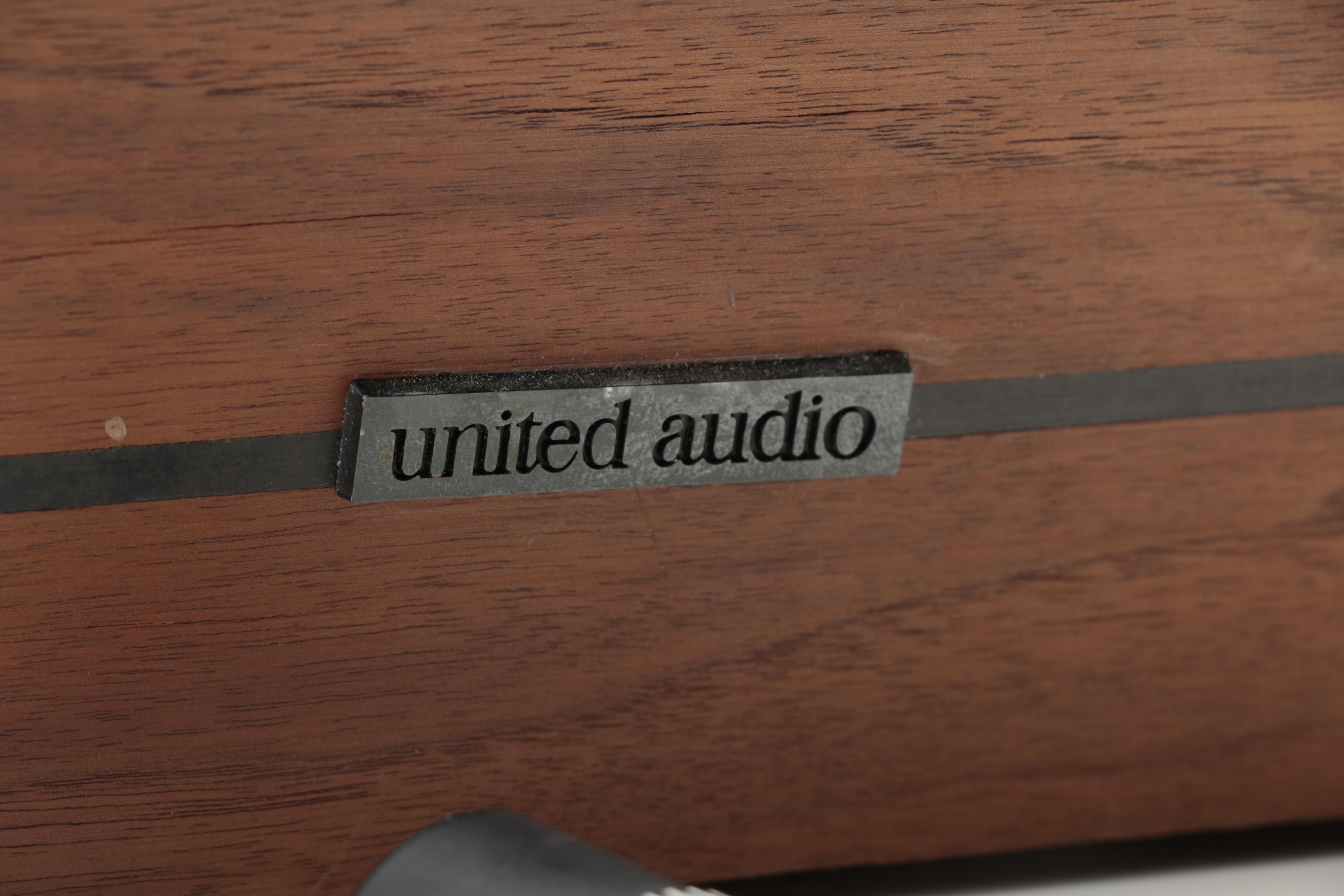 1970s United Audio 1209 Dual Turntable Record Player