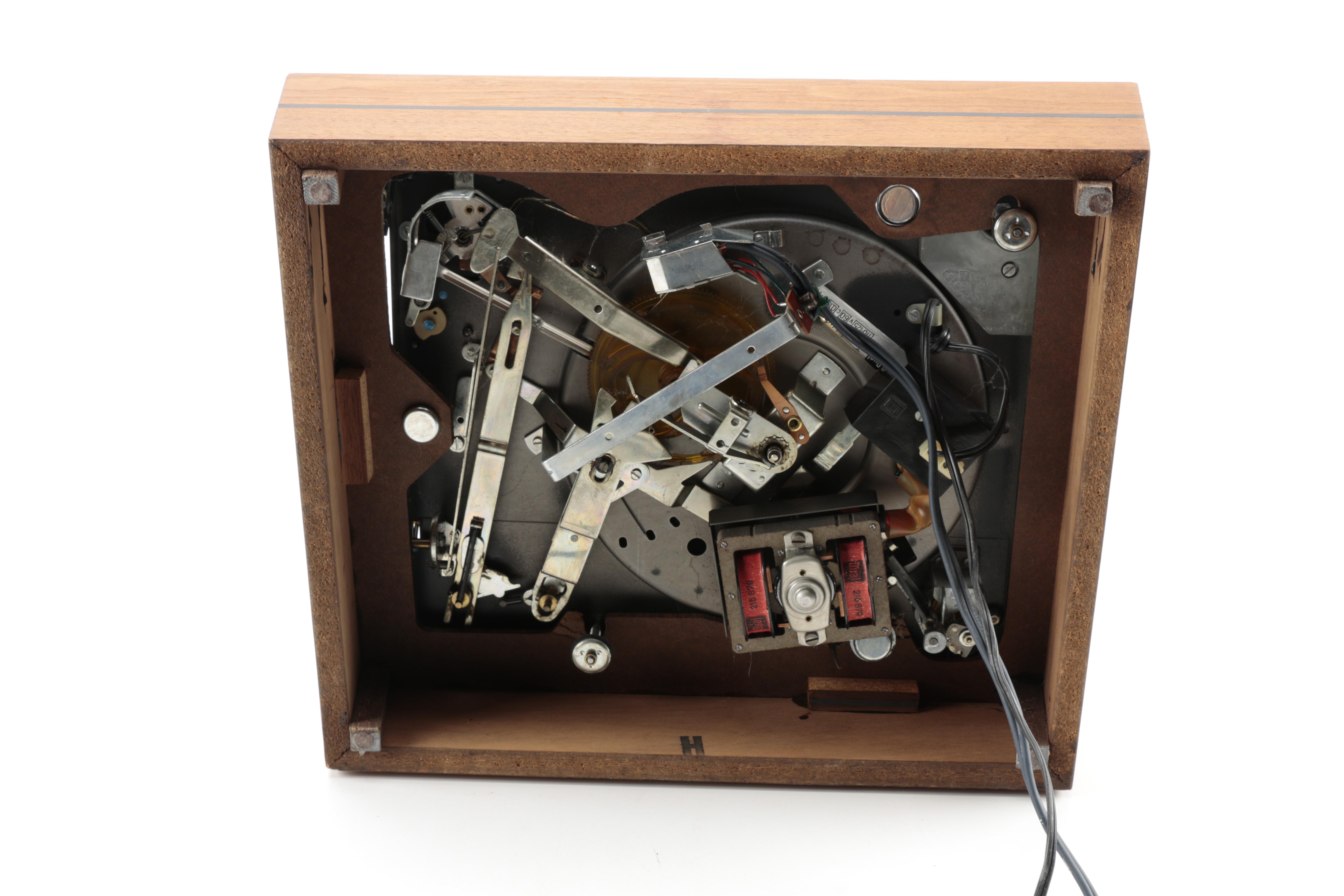 1970s United Audio 1209 Dual Turntable Record Player