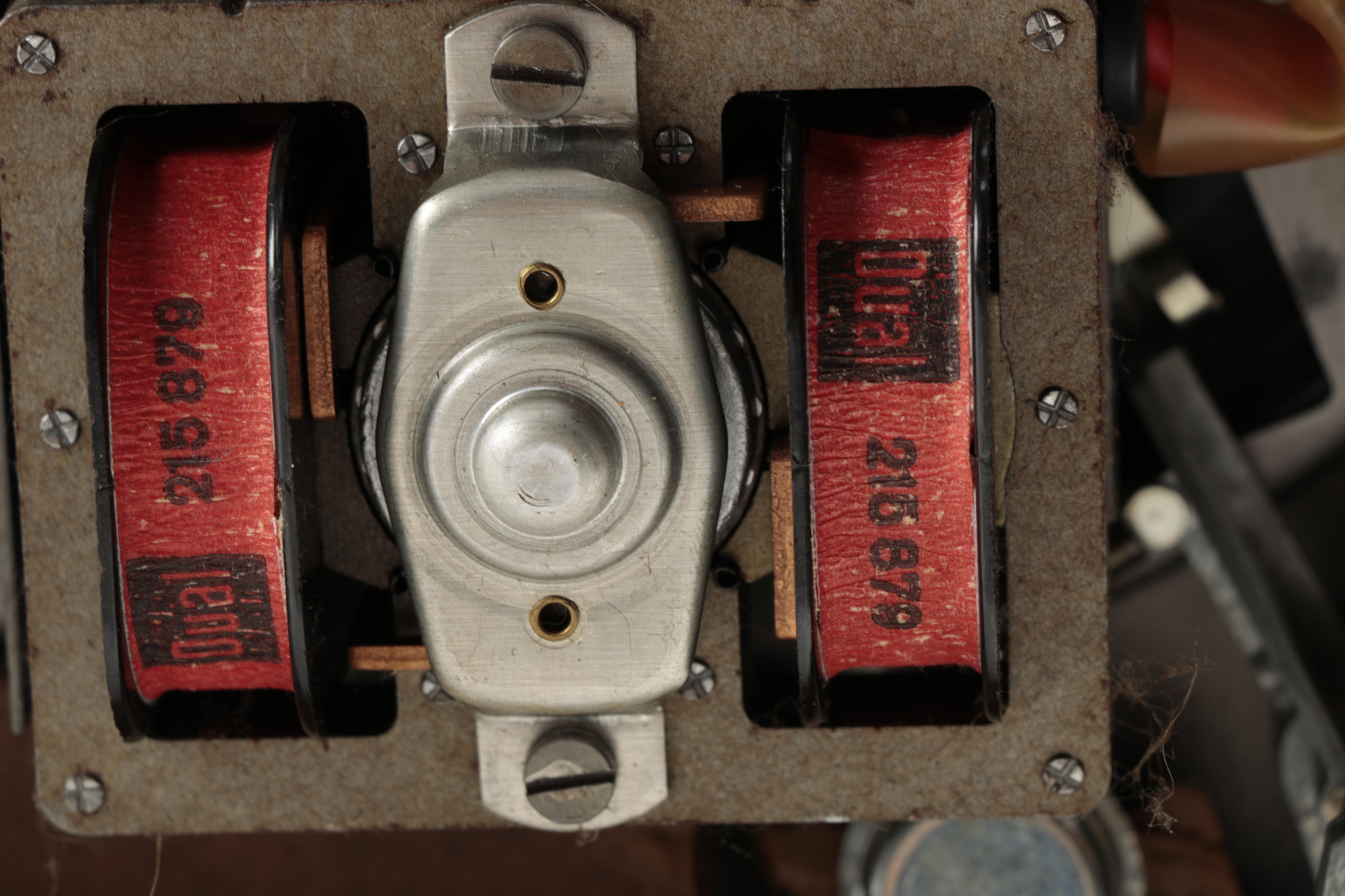 1970s United Audio 1209 Dual Turntable Record Player