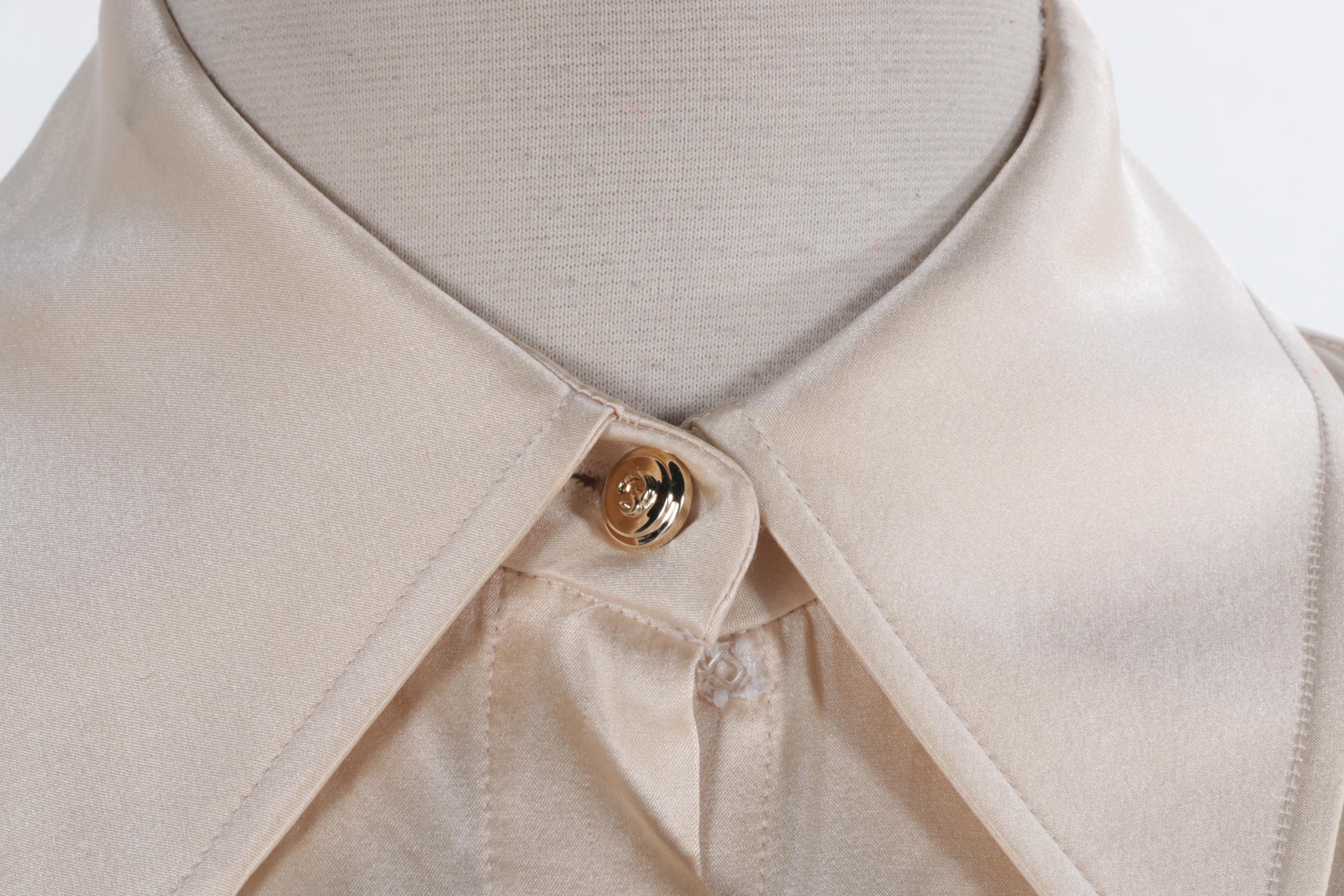 St. John Shirts and Blouses