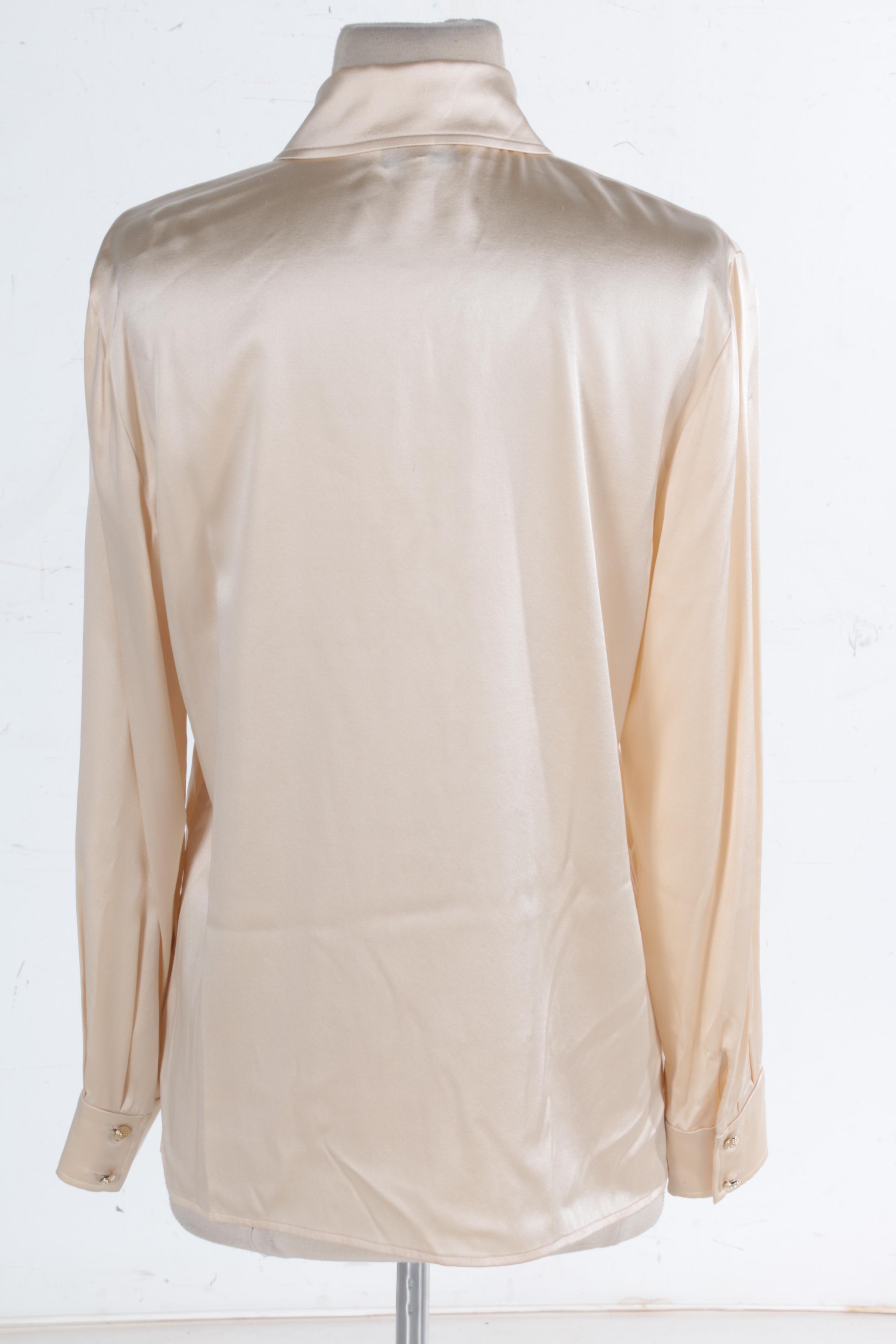 St. John Shirts and Blouses