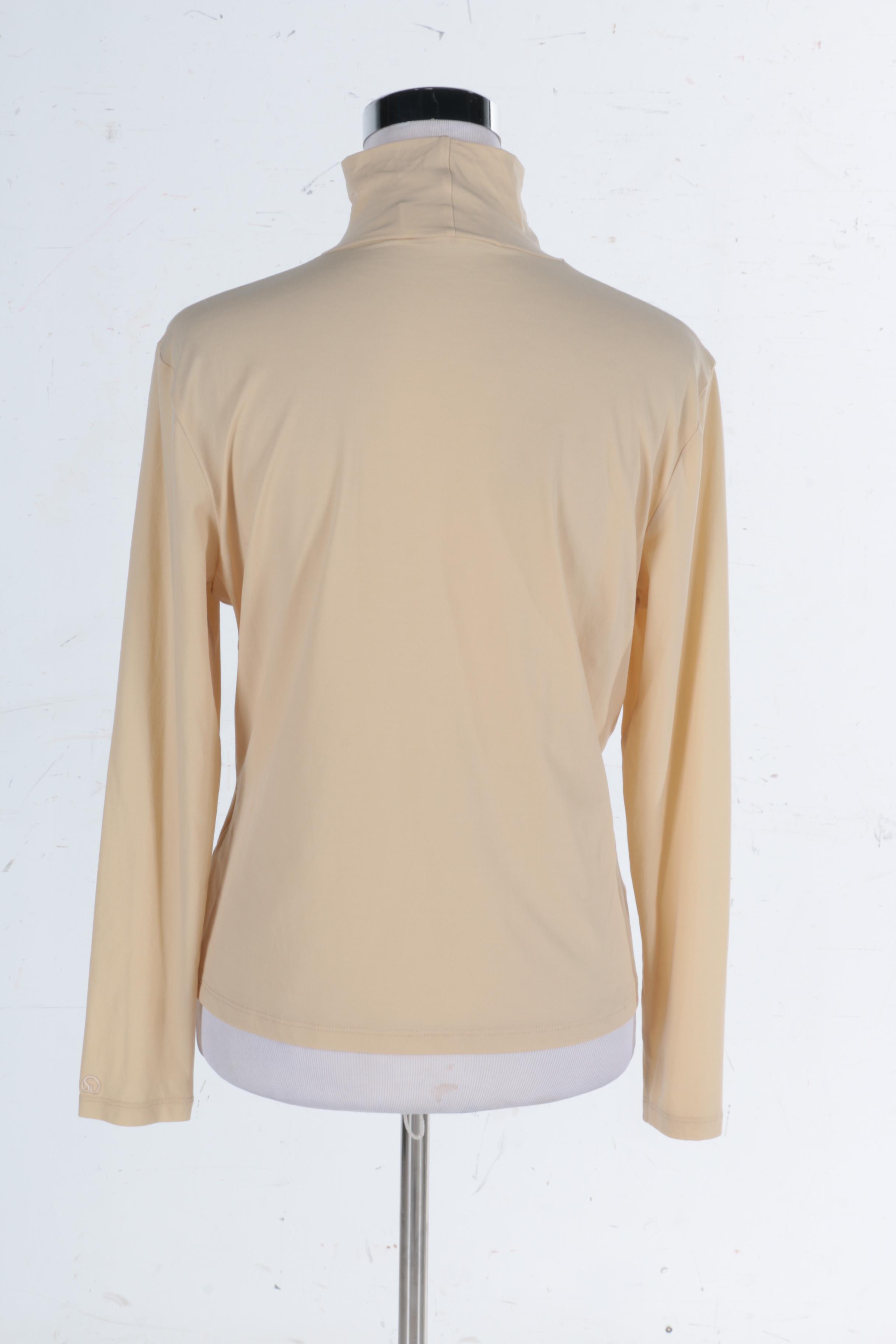 St. John Shirts and Blouses