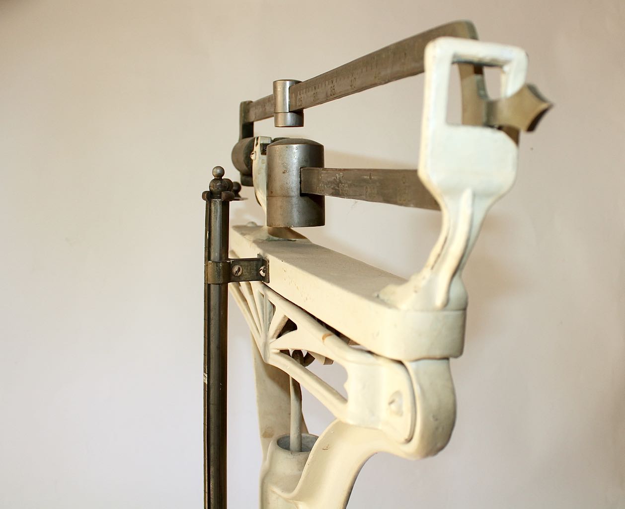 Vintage A.L. Aloe Company Scale with Height Measure