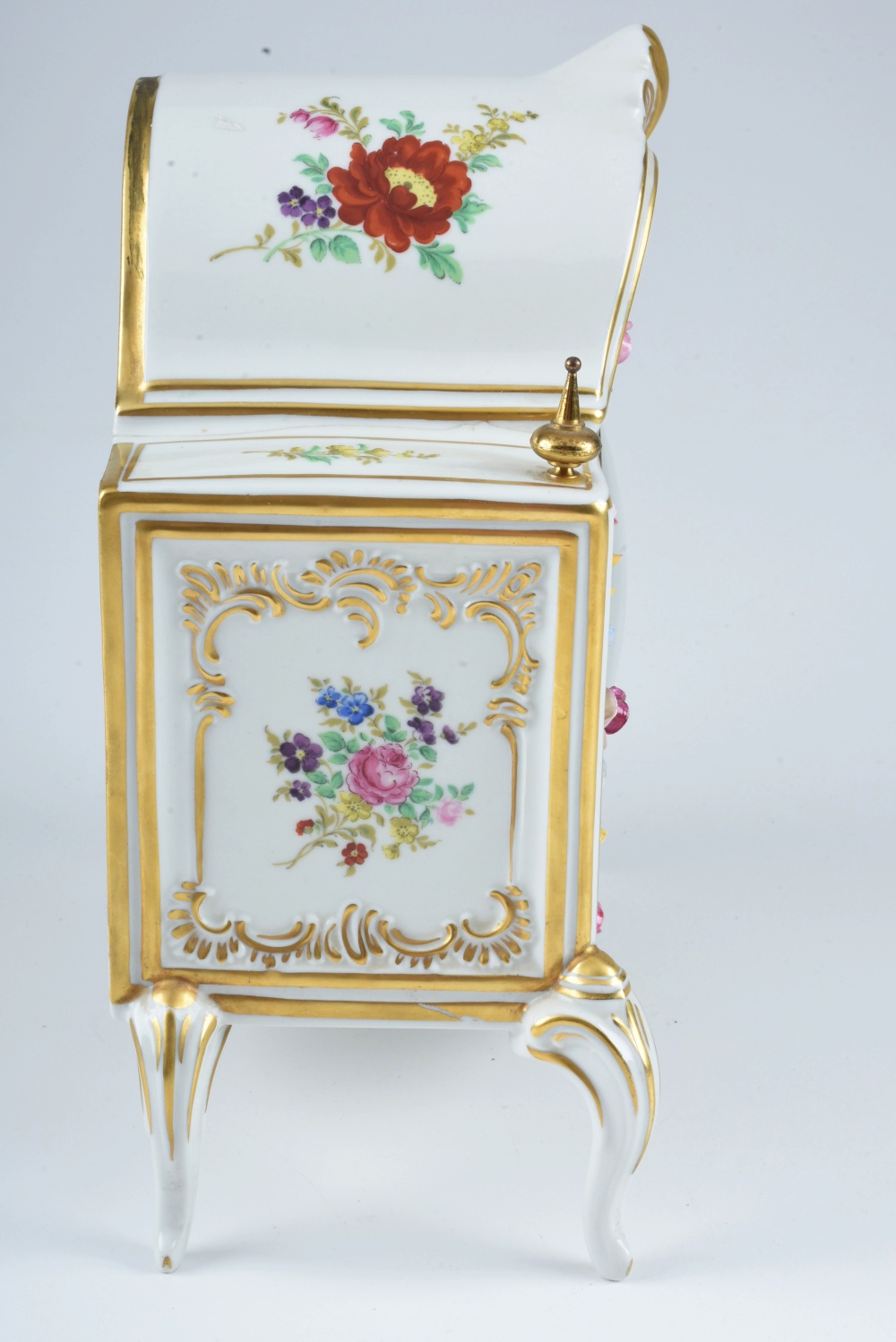 "Alt Meissen Art" Dresden Porcelain Clock