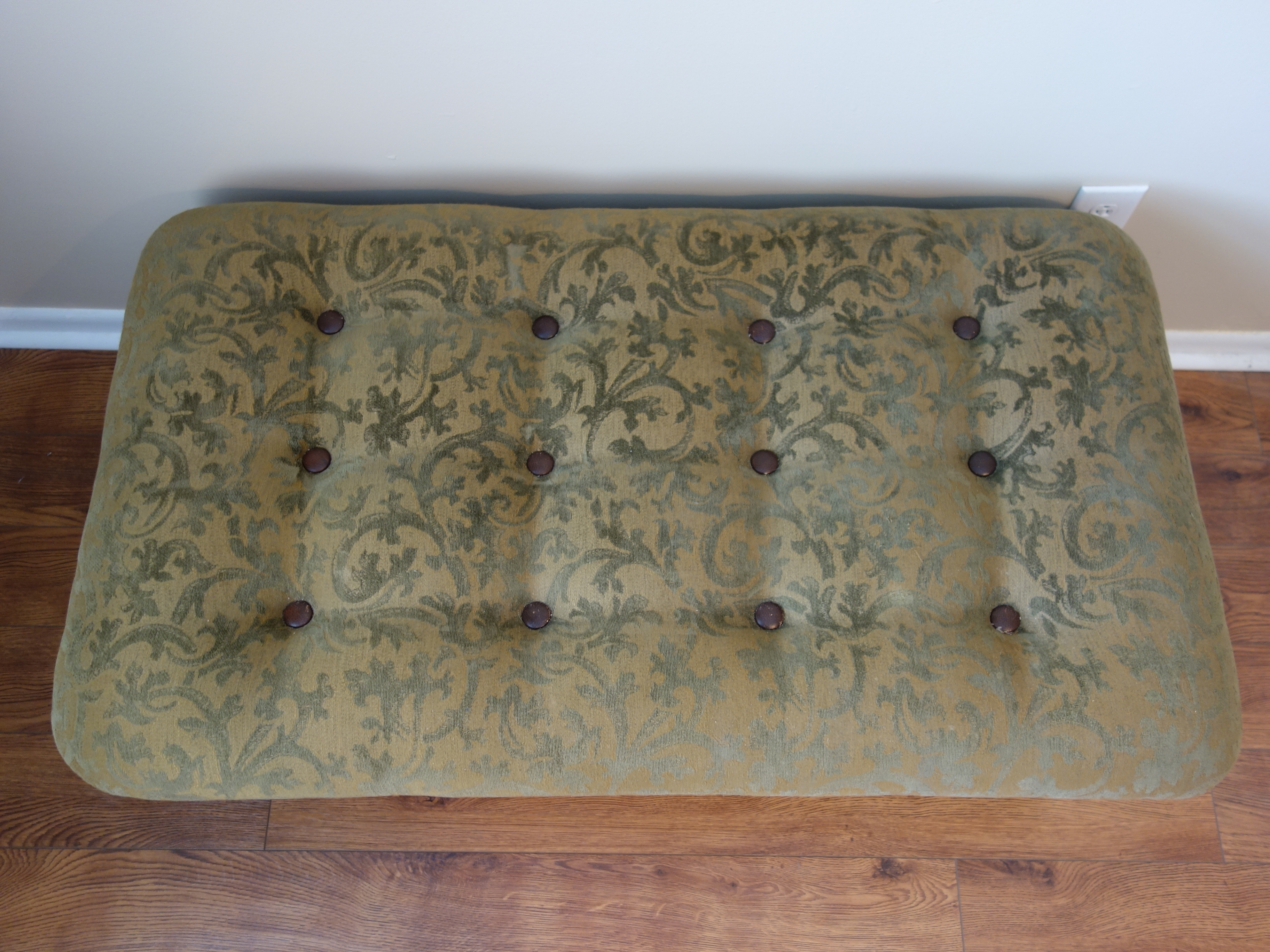 Contemporary Button-Tufted Ottoman With Pull-Out Trays