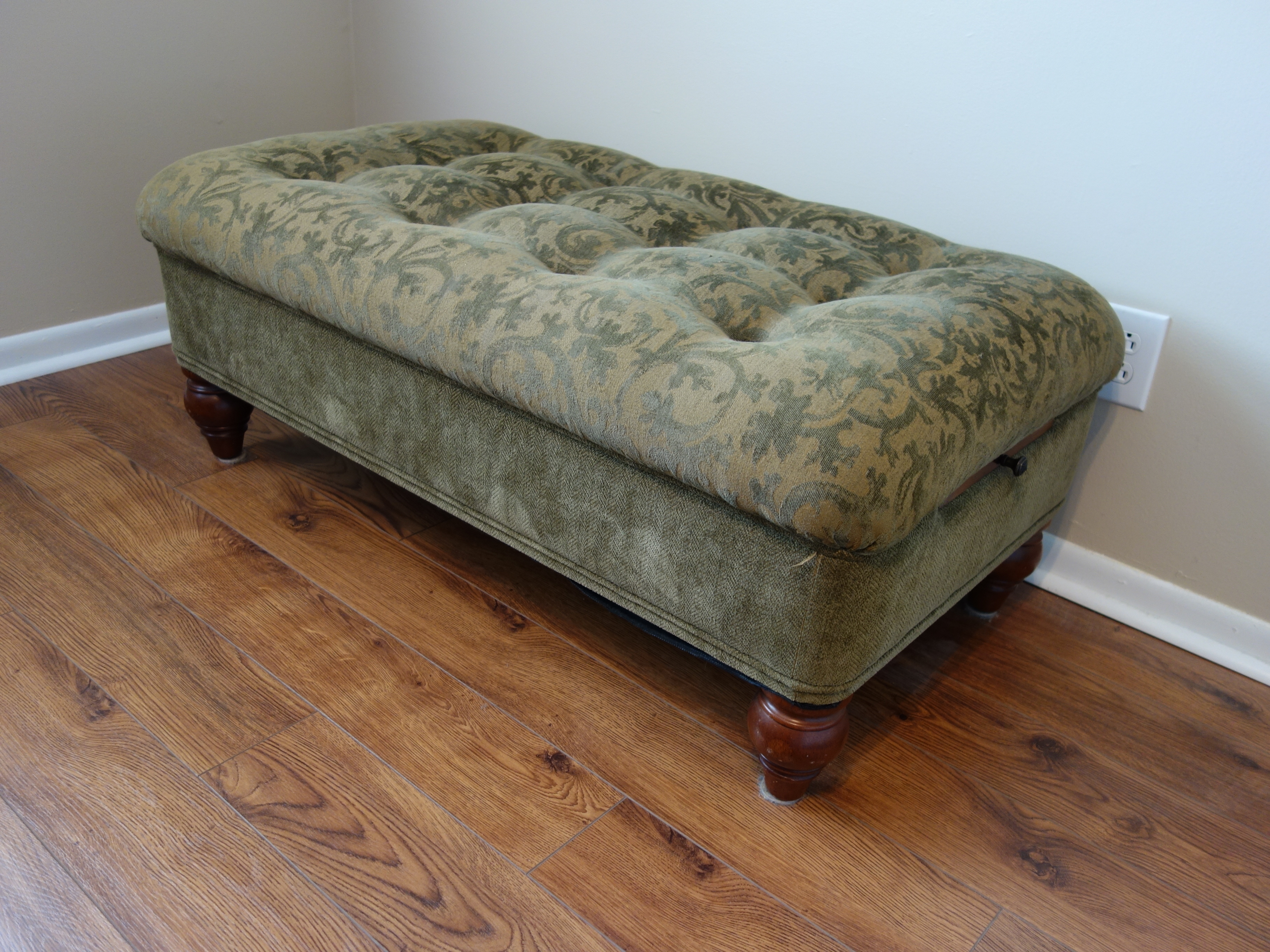 Contemporary Button-Tufted Ottoman With Pull-Out Trays