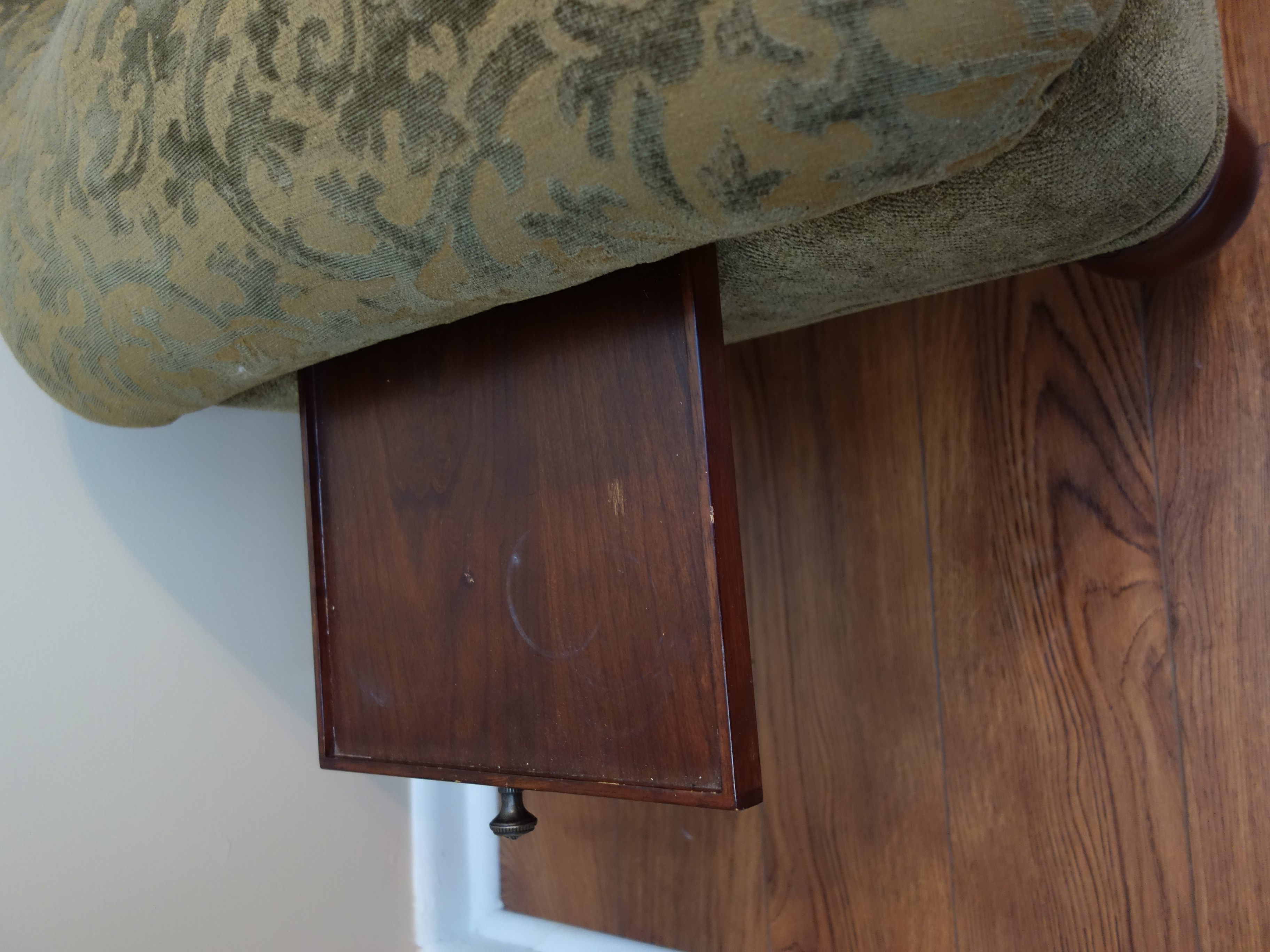 Contemporary Button-Tufted Ottoman With Pull-Out Trays