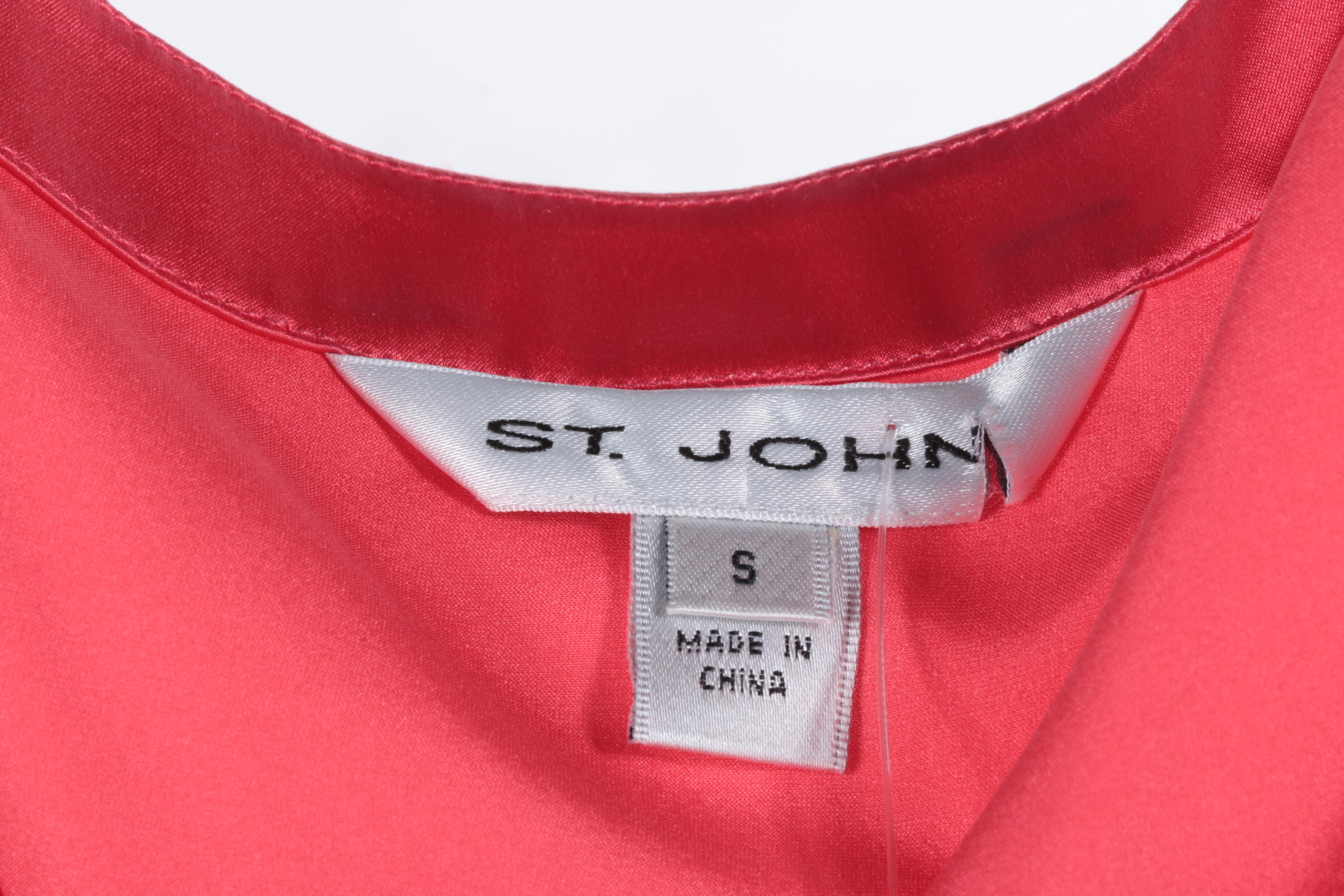 St. John Sleeveless Women's Tops