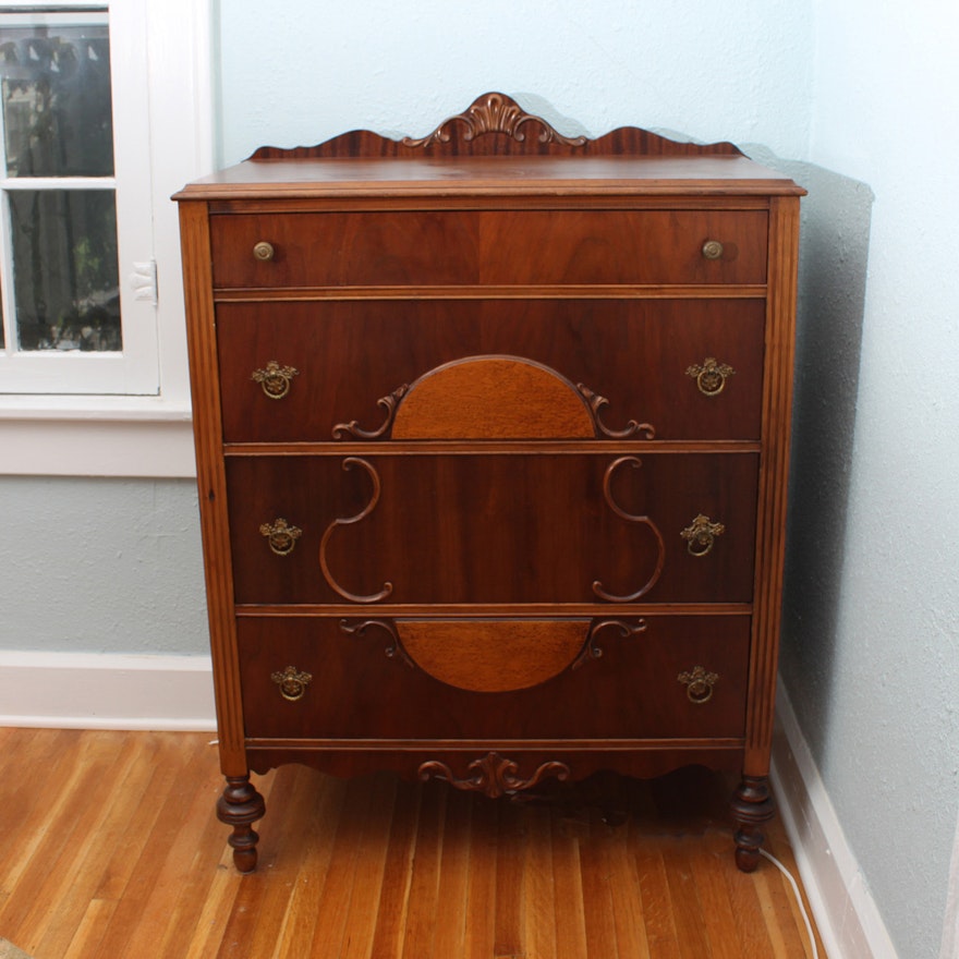 Vintage Art Deco Chest of Drawers