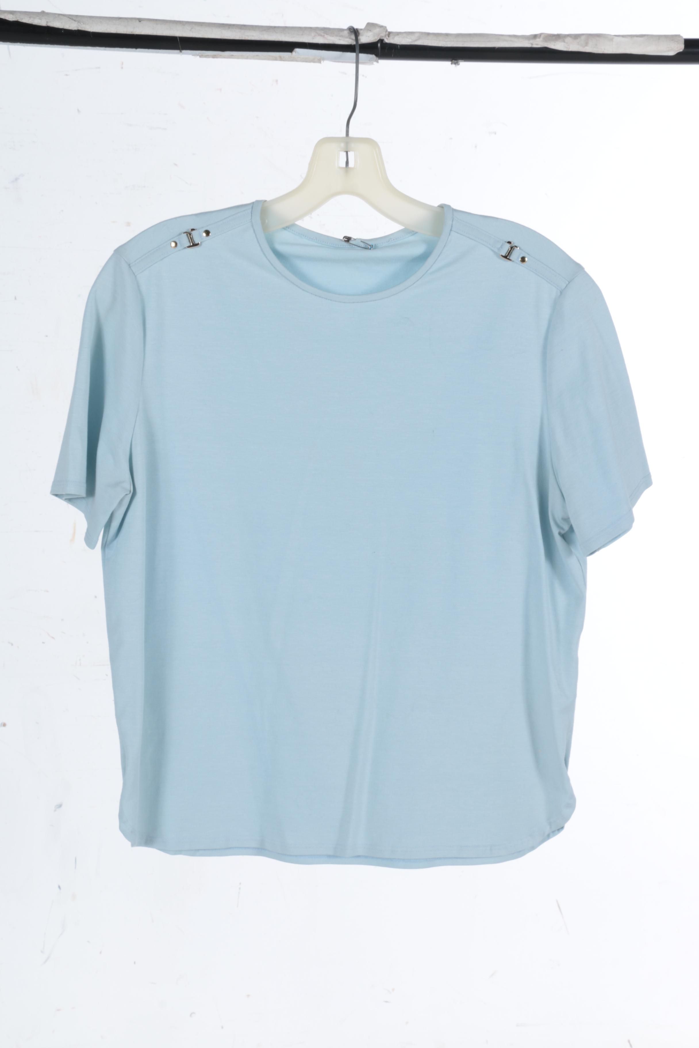 St John Women's Casual Tops