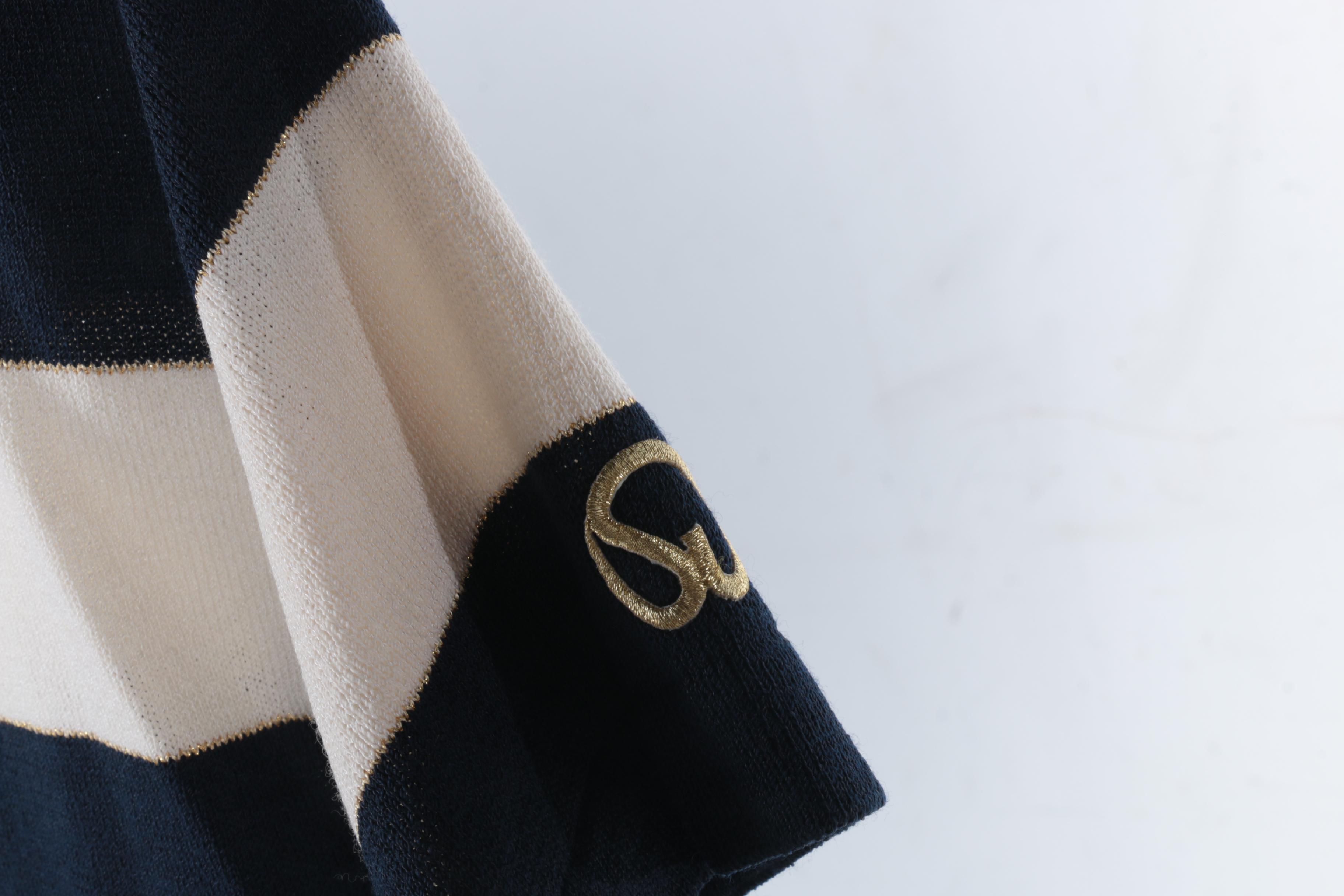 St John Women's Casual Tops