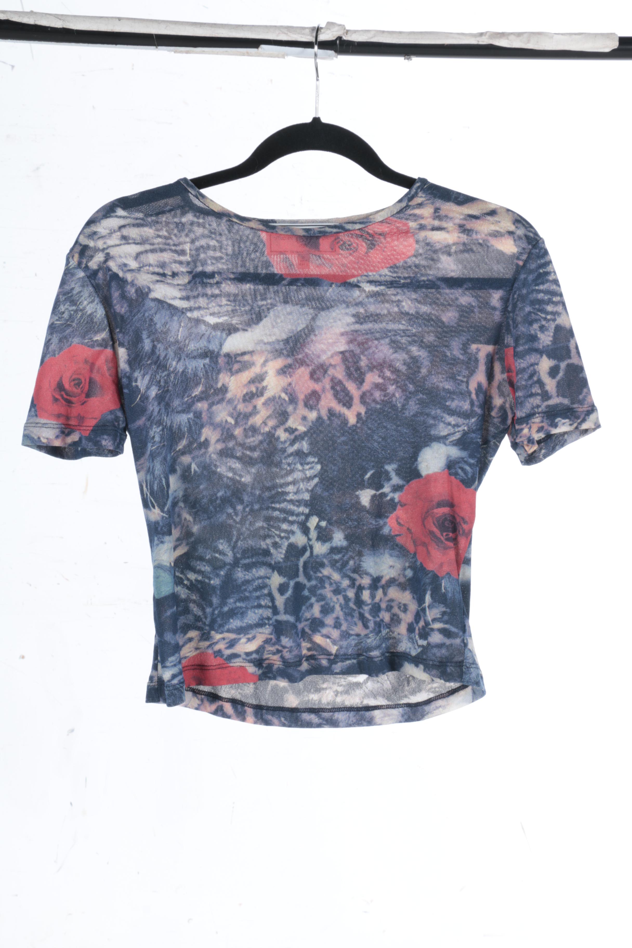 St John Women's Casual Tops