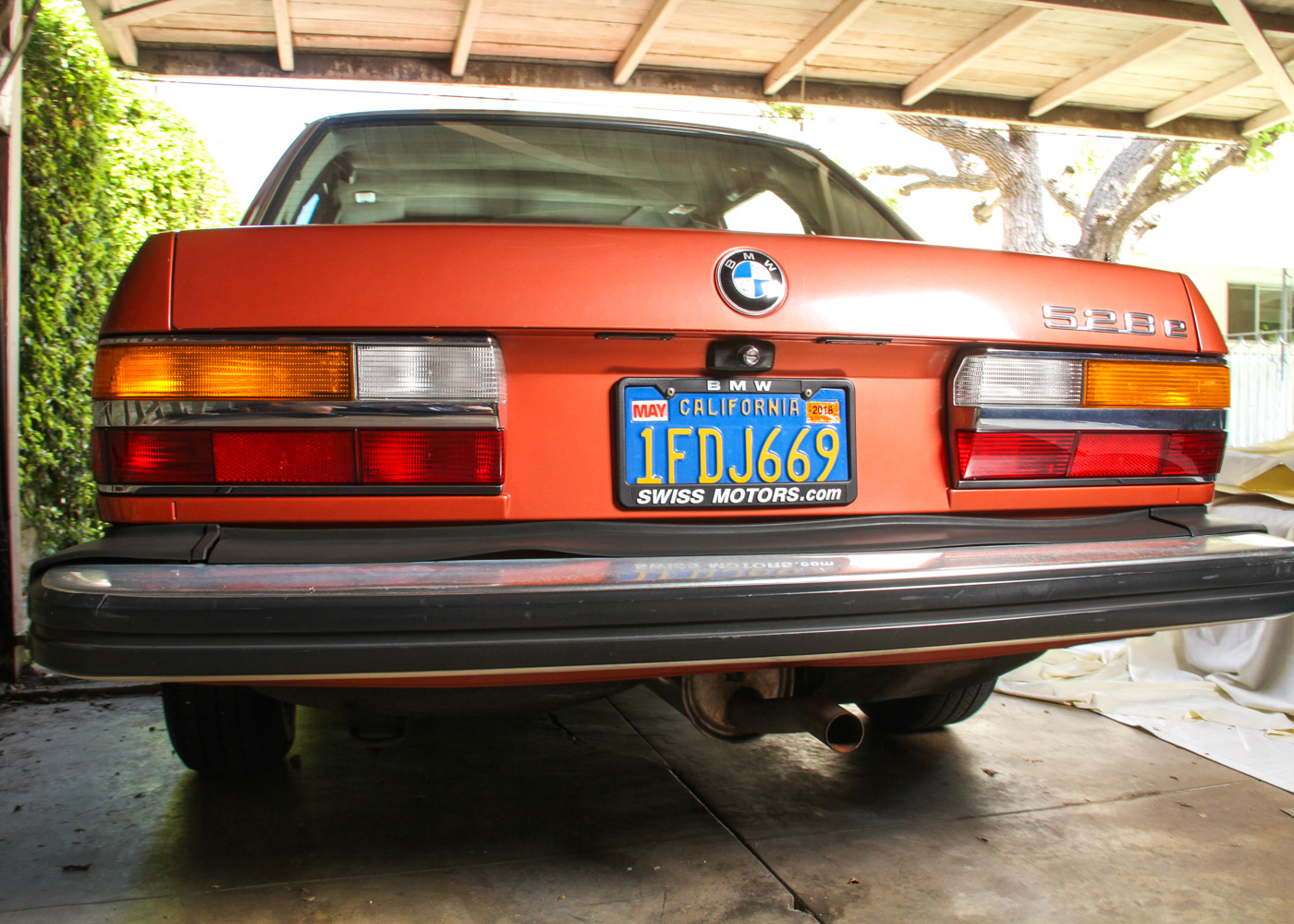 1982 BMW 528E Red Sedan