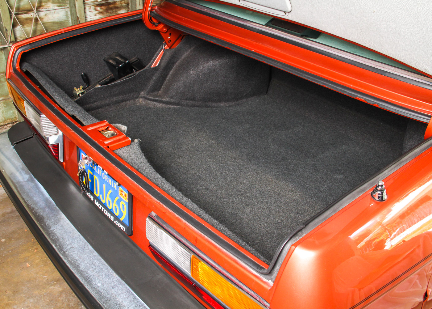 1982 BMW 528E Red Sedan