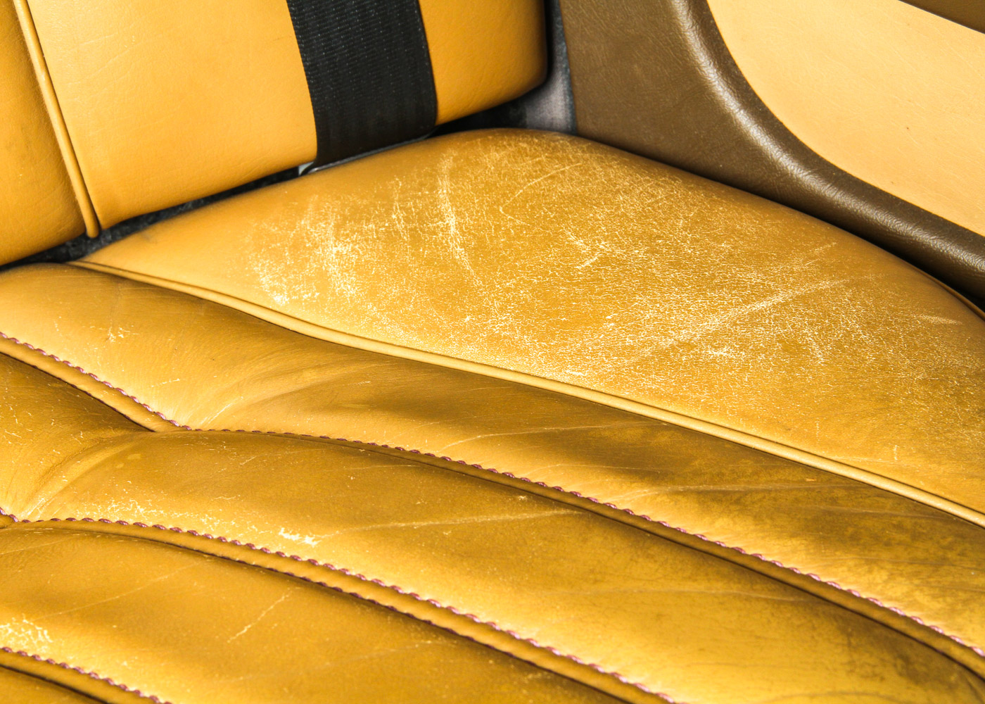 1982 BMW 528E Red Sedan