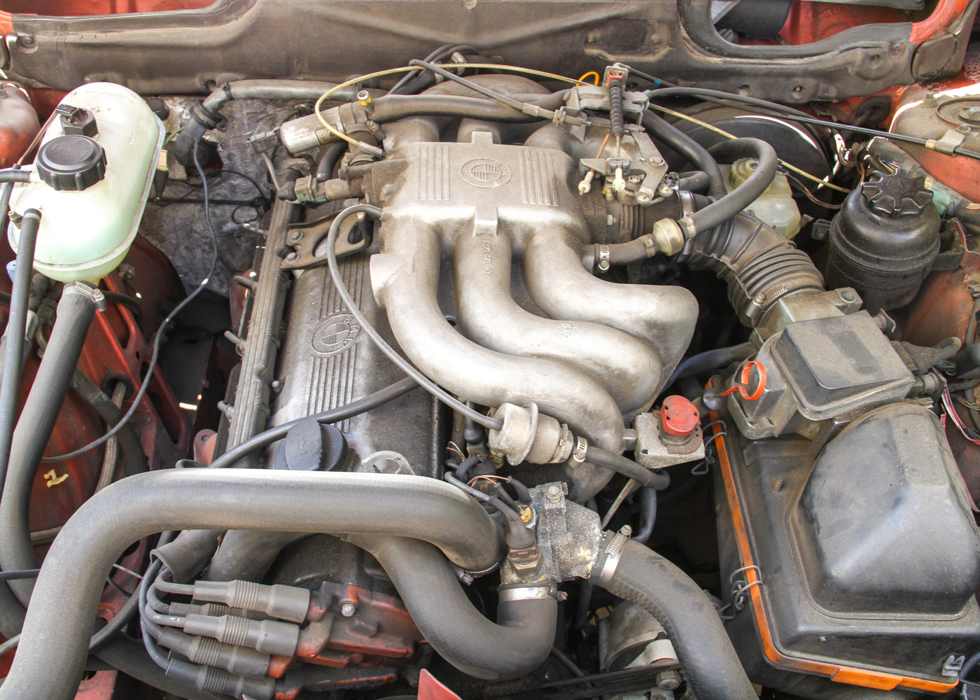 1982 BMW 528E Red Sedan