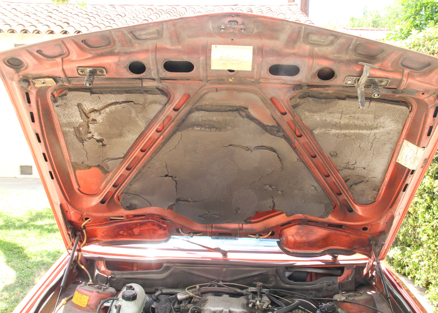 1982 BMW 528E Red Sedan