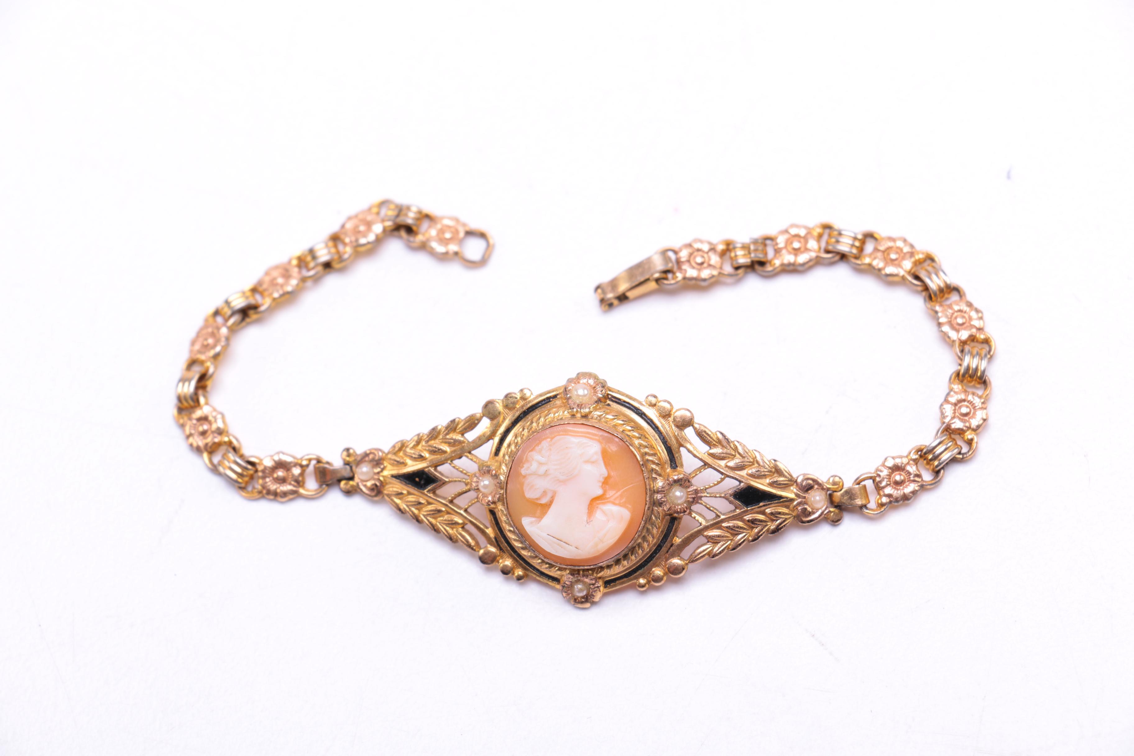 Vintage Costume Jewelry Featuring Weiss and Bakelite