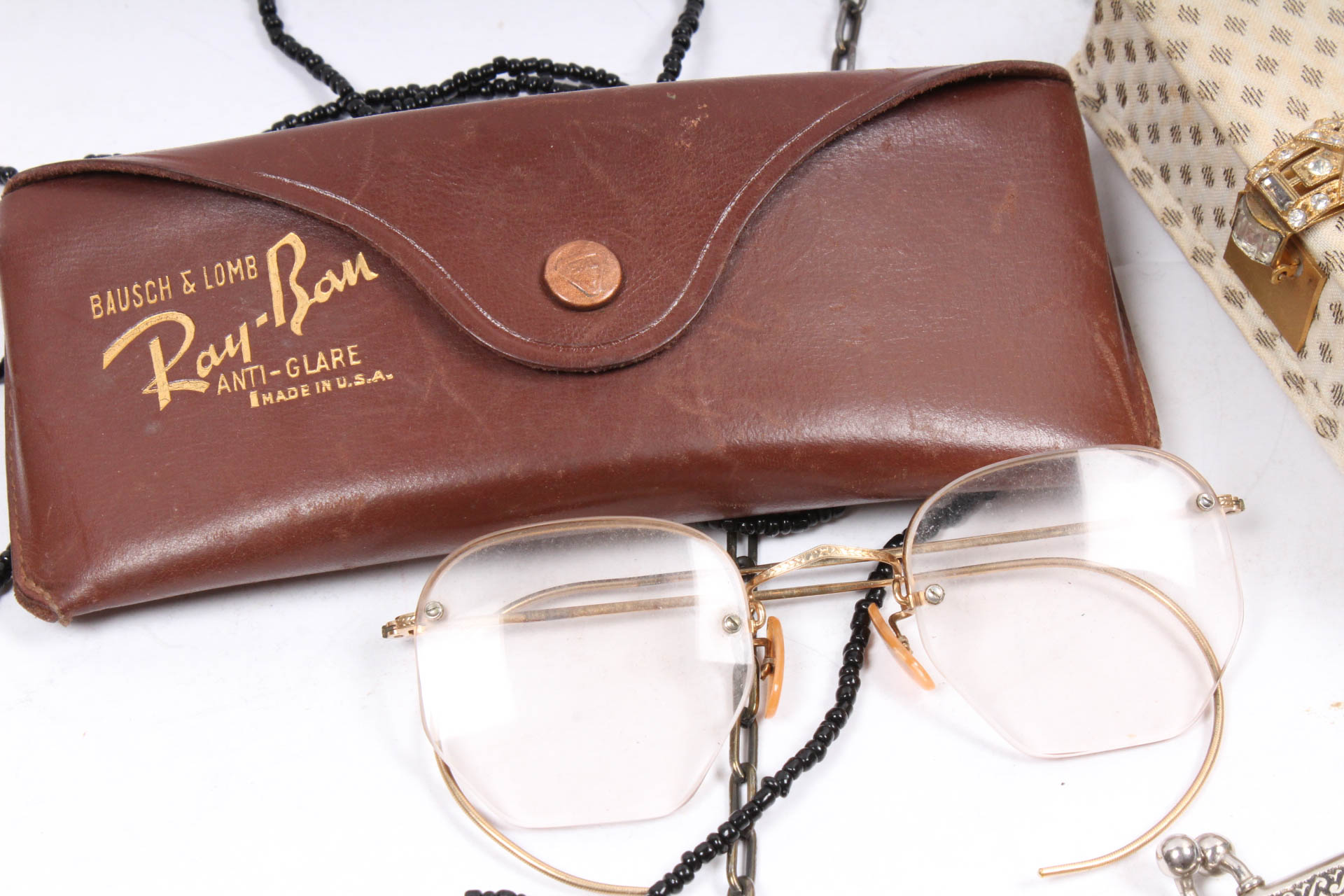 Ladies Vintage Accessory Collection