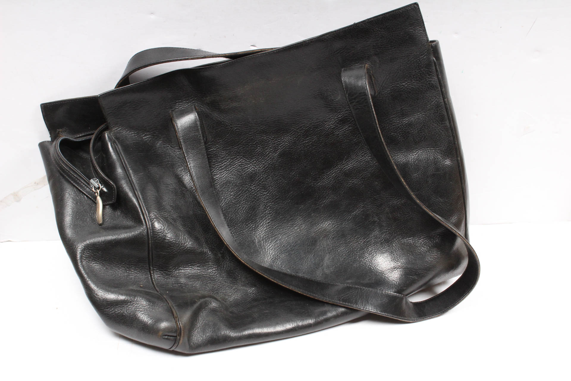 Handbags and Accessories Featuring Samantha Brown and Cole Haan