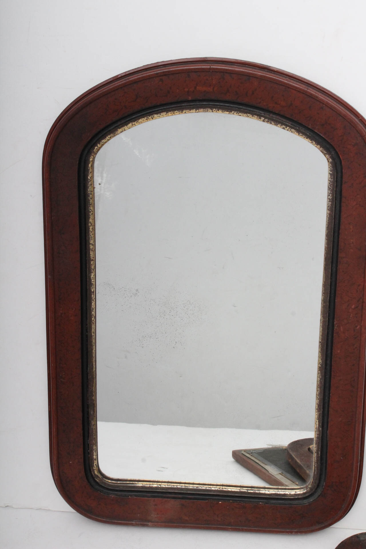 Vintage and Antique Wood Frame Wall Mirrors