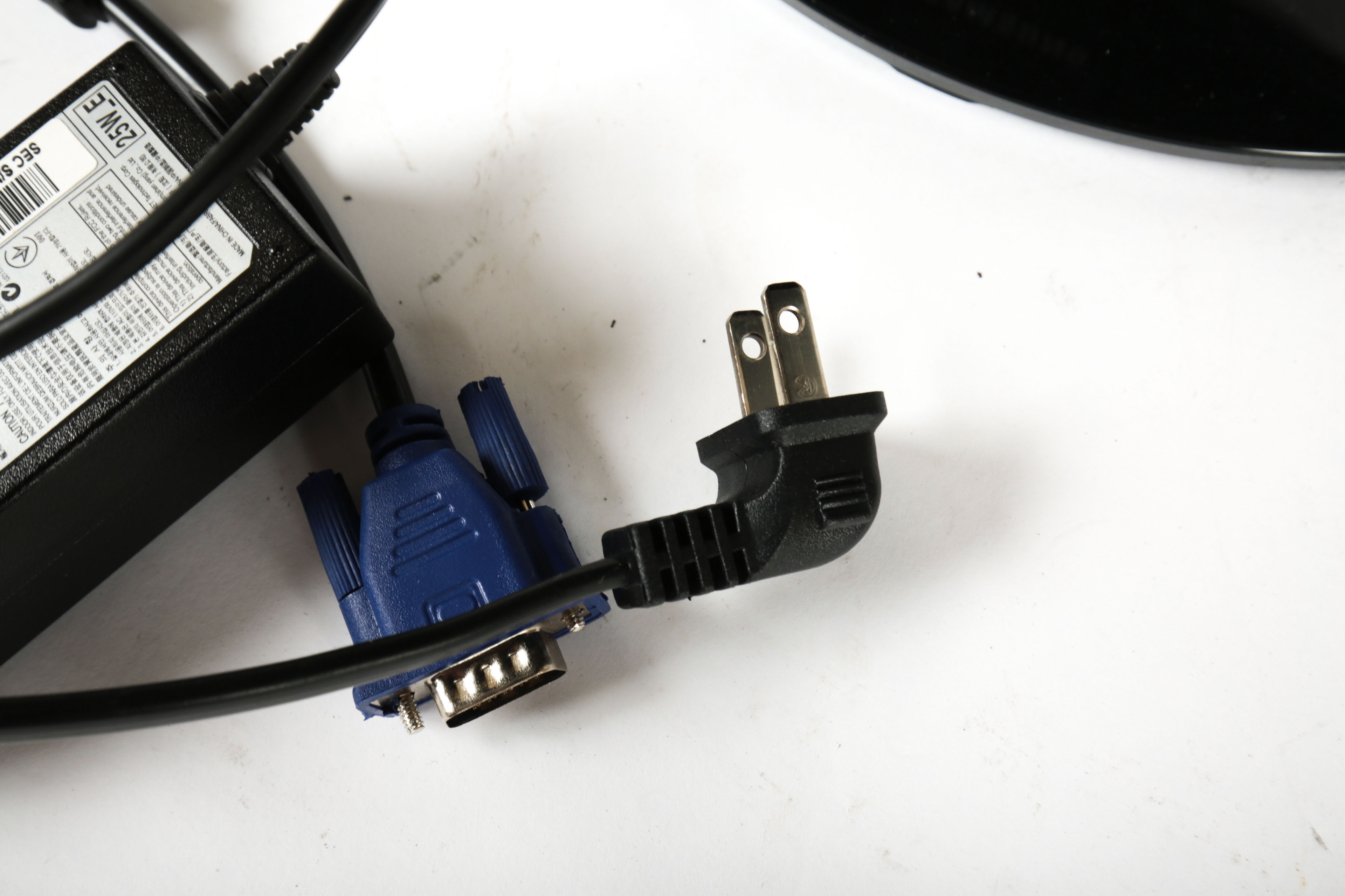 Samsung Computer Monitor and HP Deskjet 2540 Printer