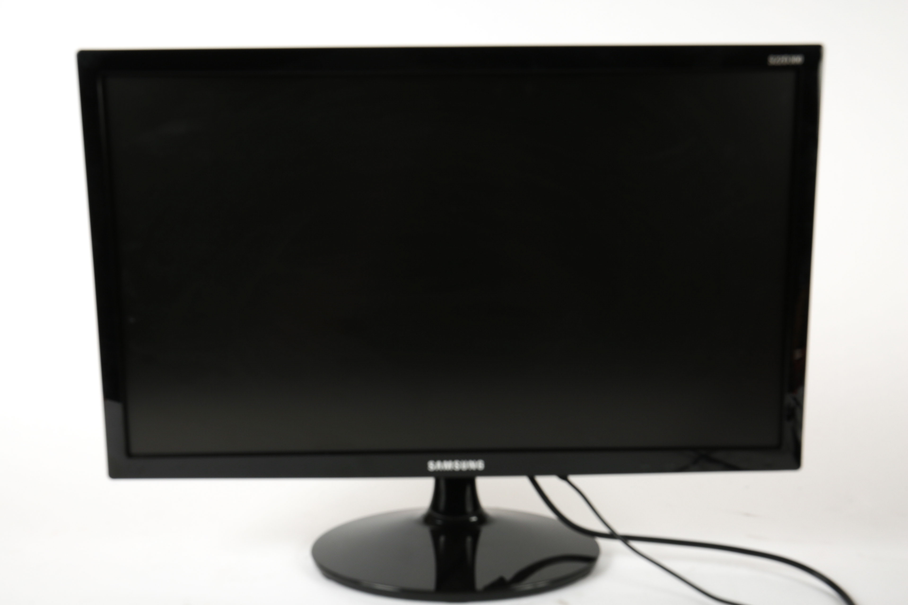 Samsung Computer Monitor and HP Deskjet 2540 Printer