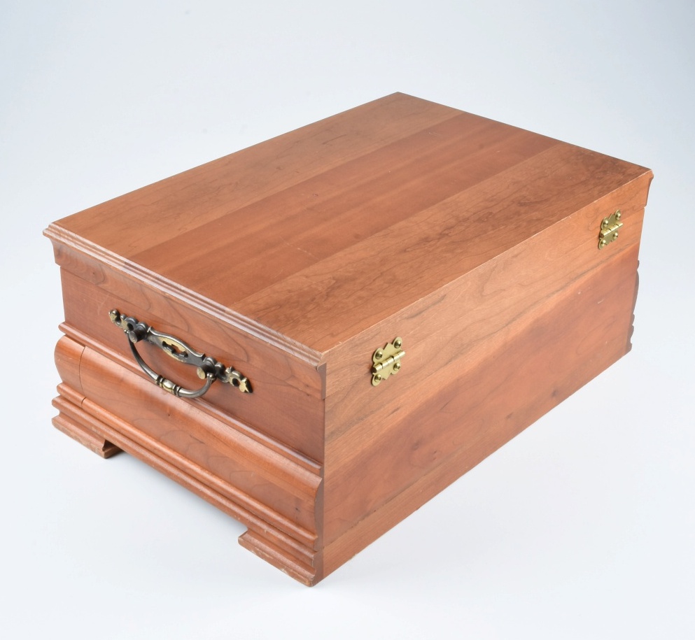 Wallace Sterling Silver "Grande Baroque" Flatware in Chest