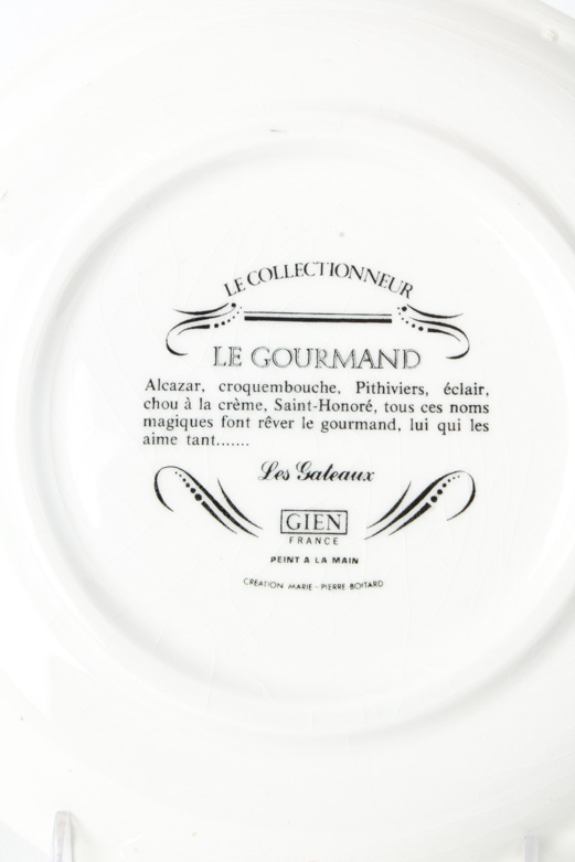Gien France Les Adventures Du Gourmand Dessert Plate Set