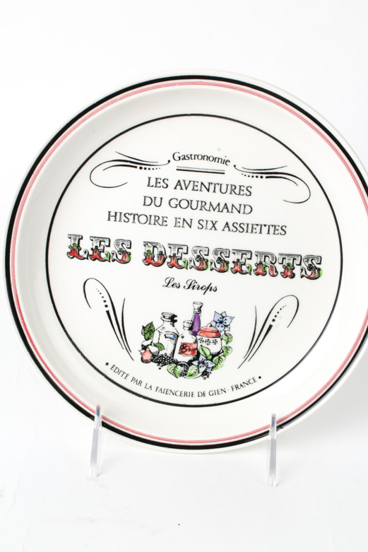 Gien France Les Adventures Du Gourmand Dessert Plate Set