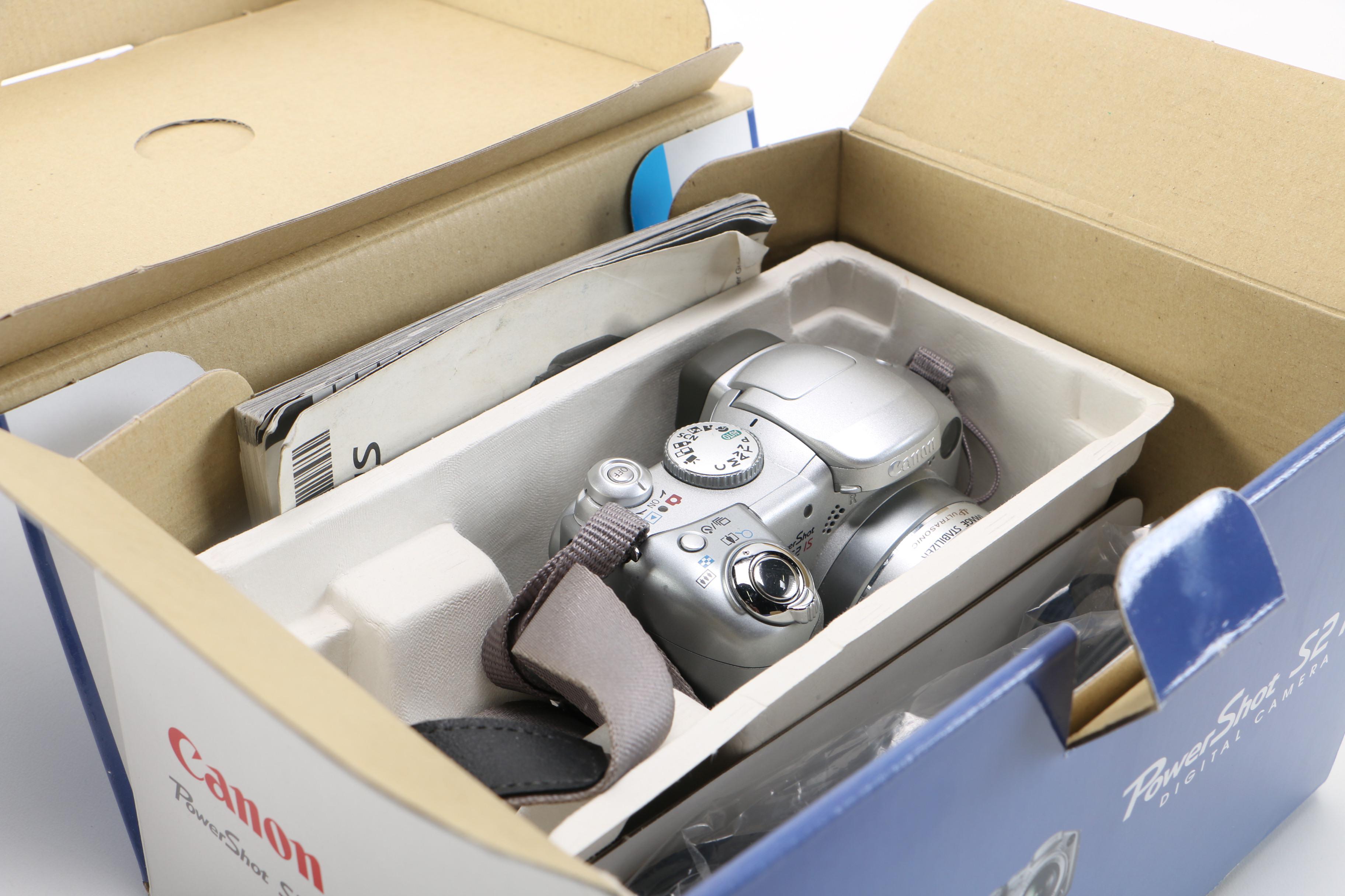 Canon Powershot S2 IS Digital Camera in Box