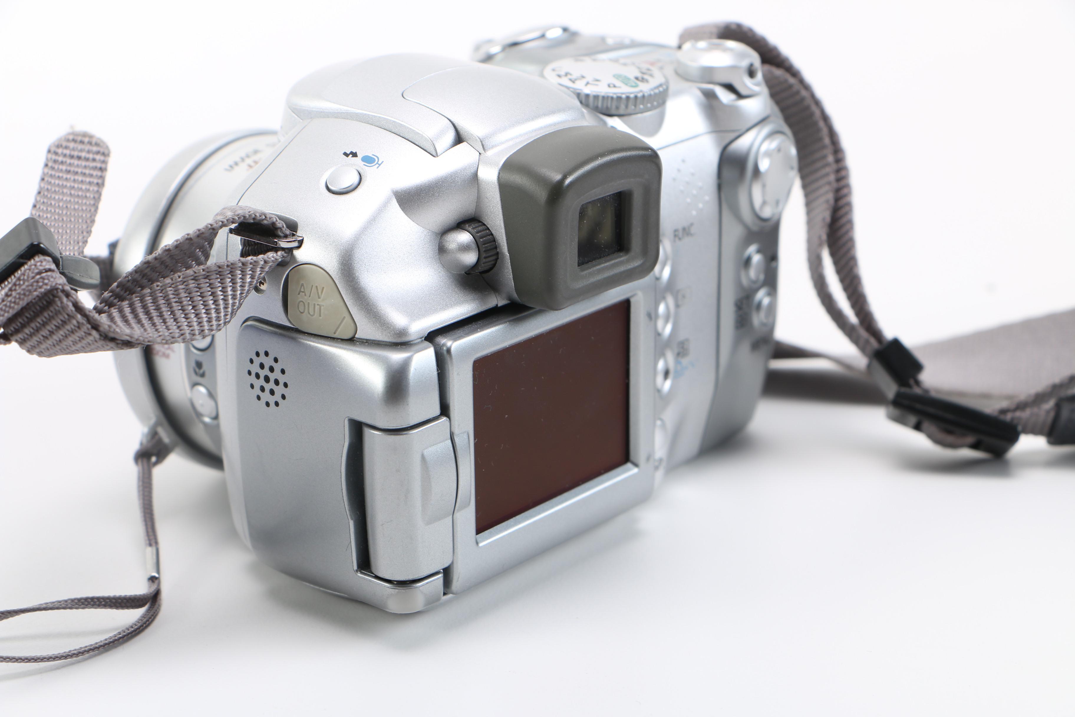 Canon Powershot S2 IS Digital Camera in Box