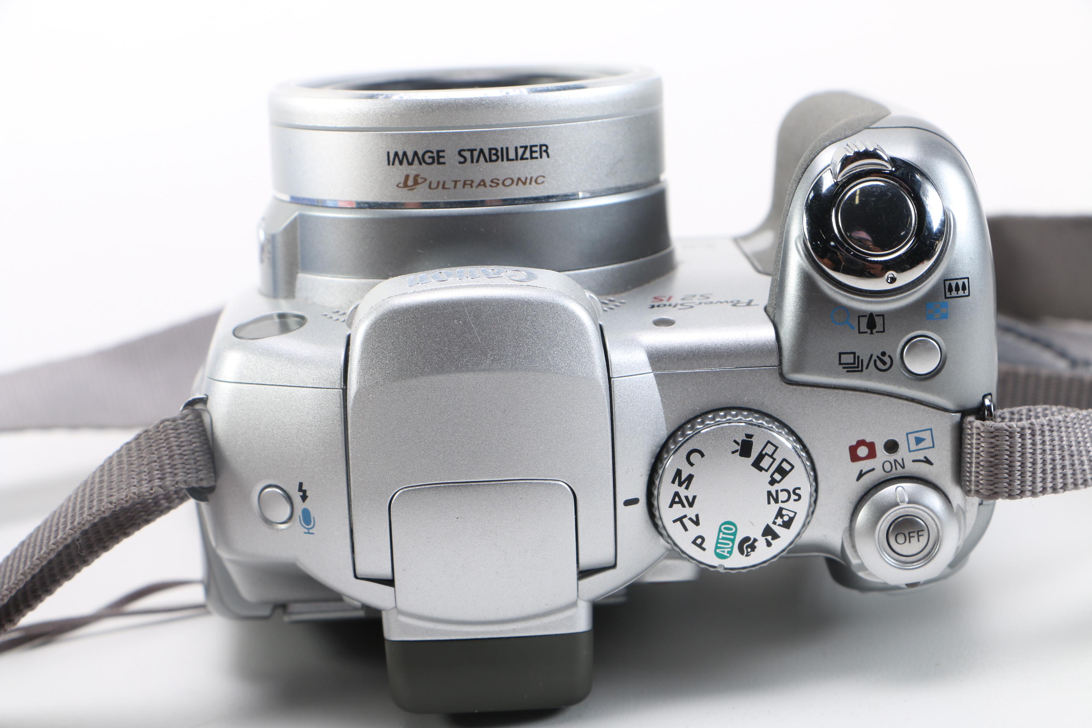 Canon Powershot S2 IS Digital Camera in Box