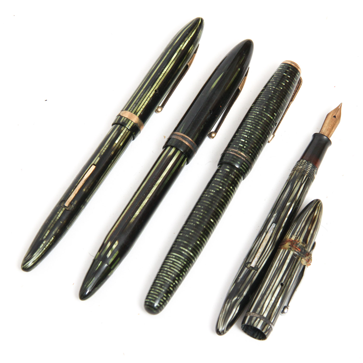 1940s Sheaffer Green Celluloid Fountain Pen Set