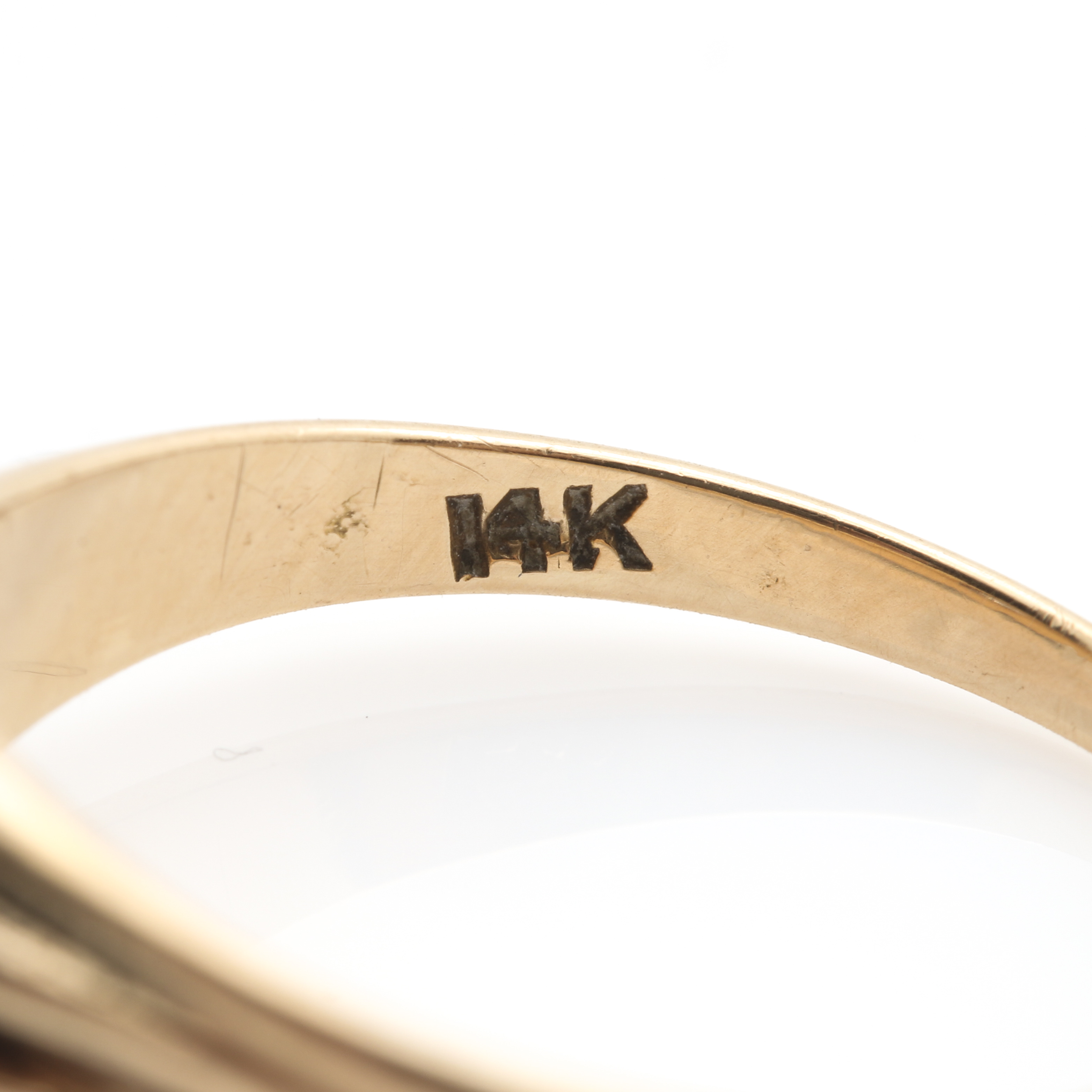 14K Yellow Gold Light Pink Diamond Ring