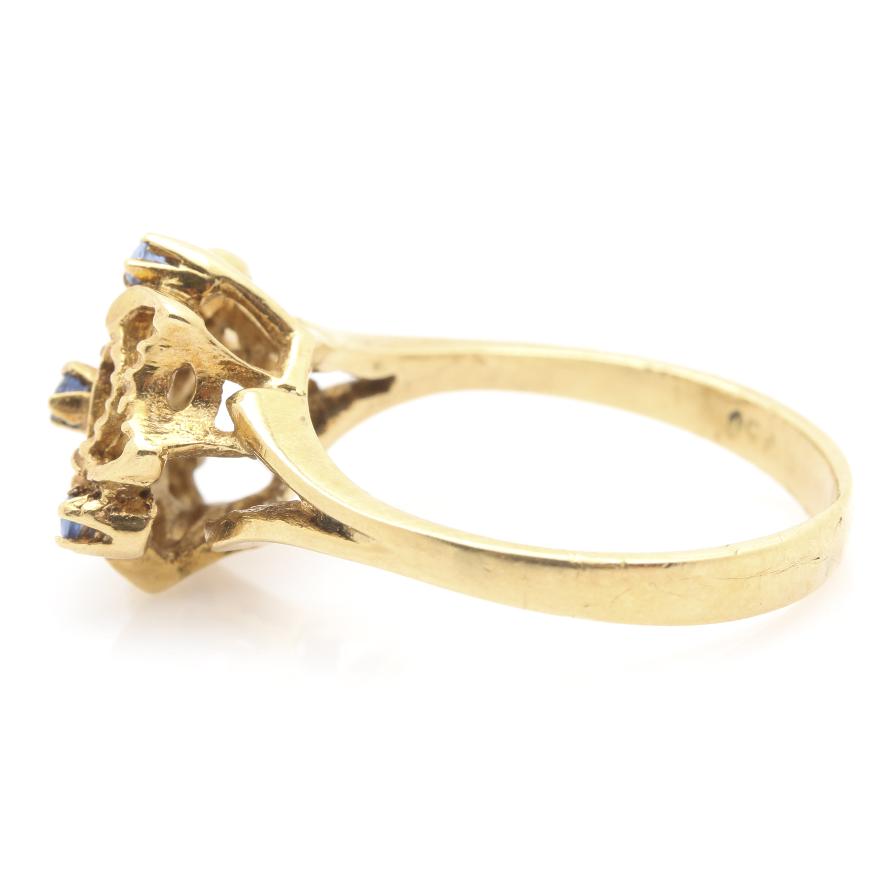 European Early 1900's 18K Yellow Gold Sapphire Ring