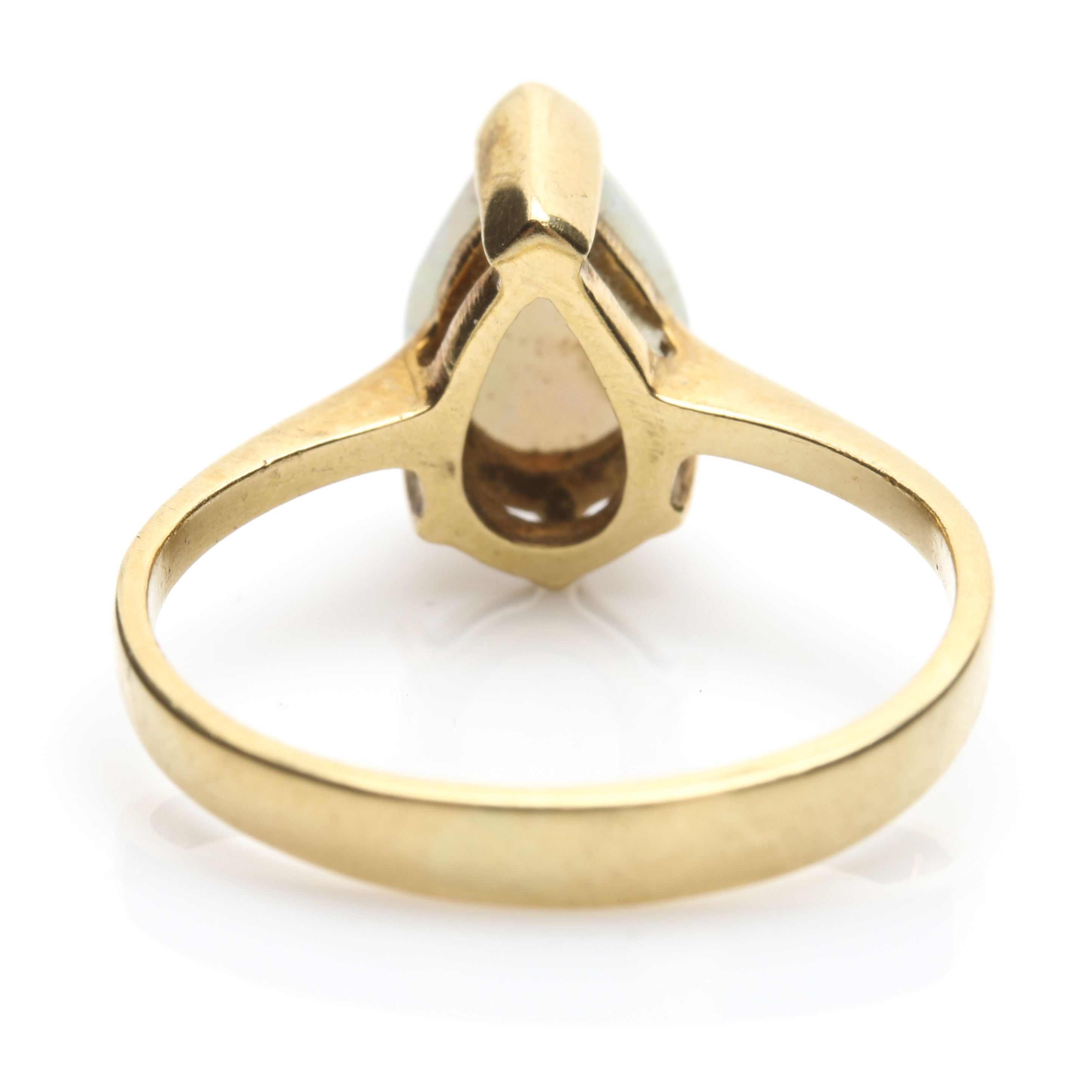 18K Yellow Gold Opal Ring