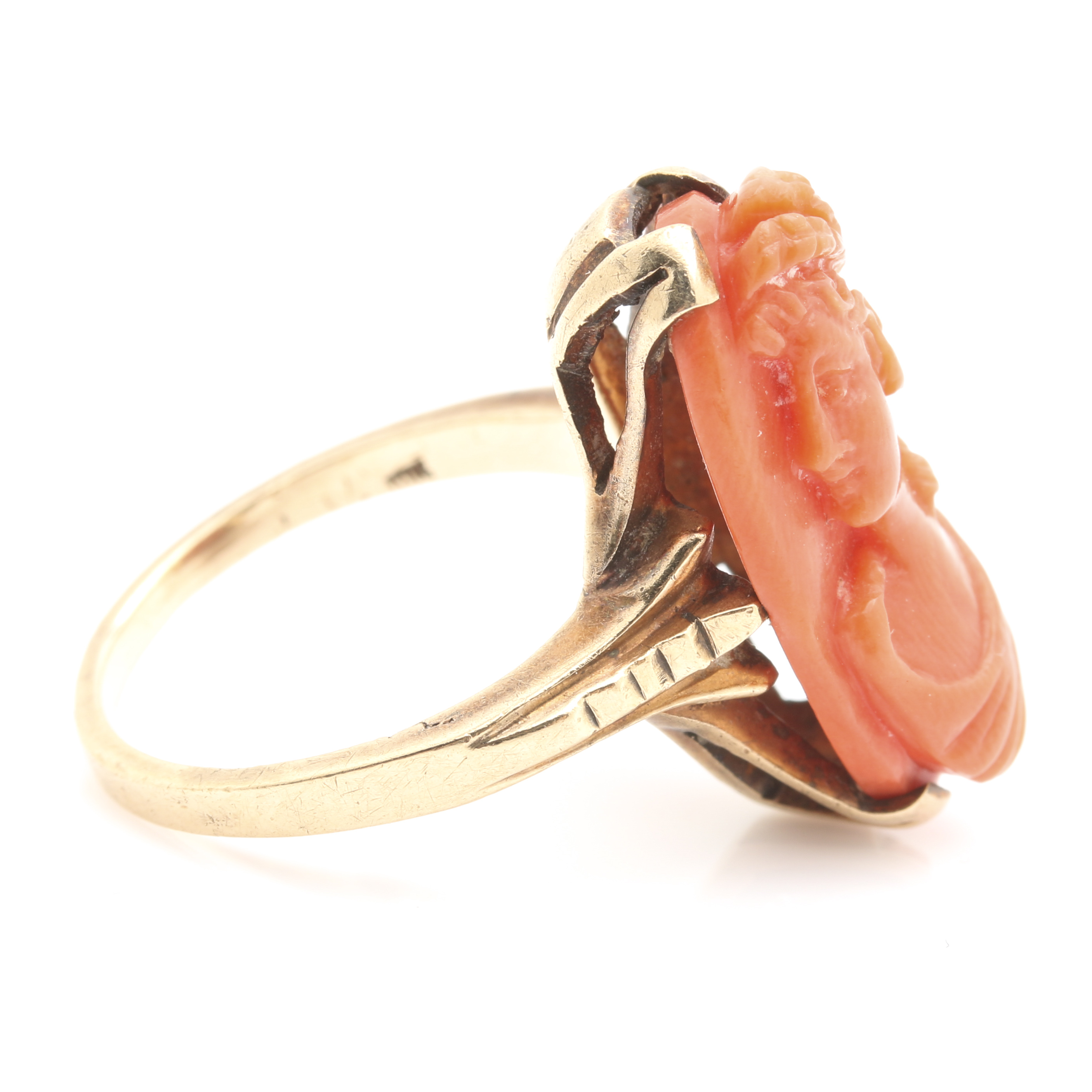 10K Yellow Gold Coral Cameo Ring
