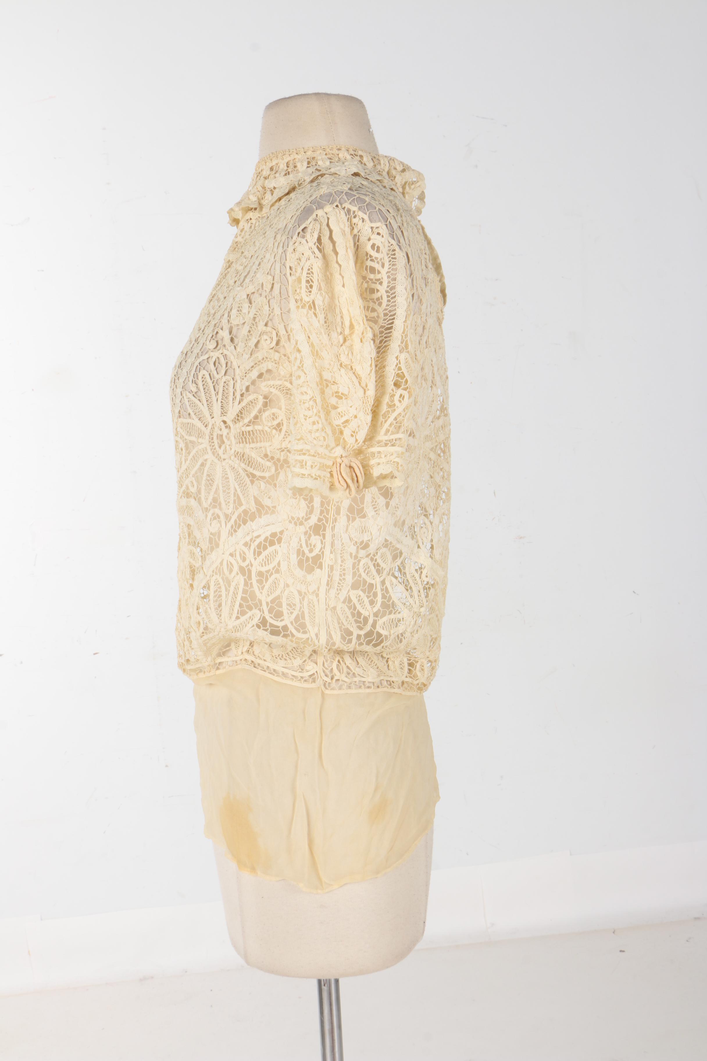 Vintage Cream Lace Women's Blouse