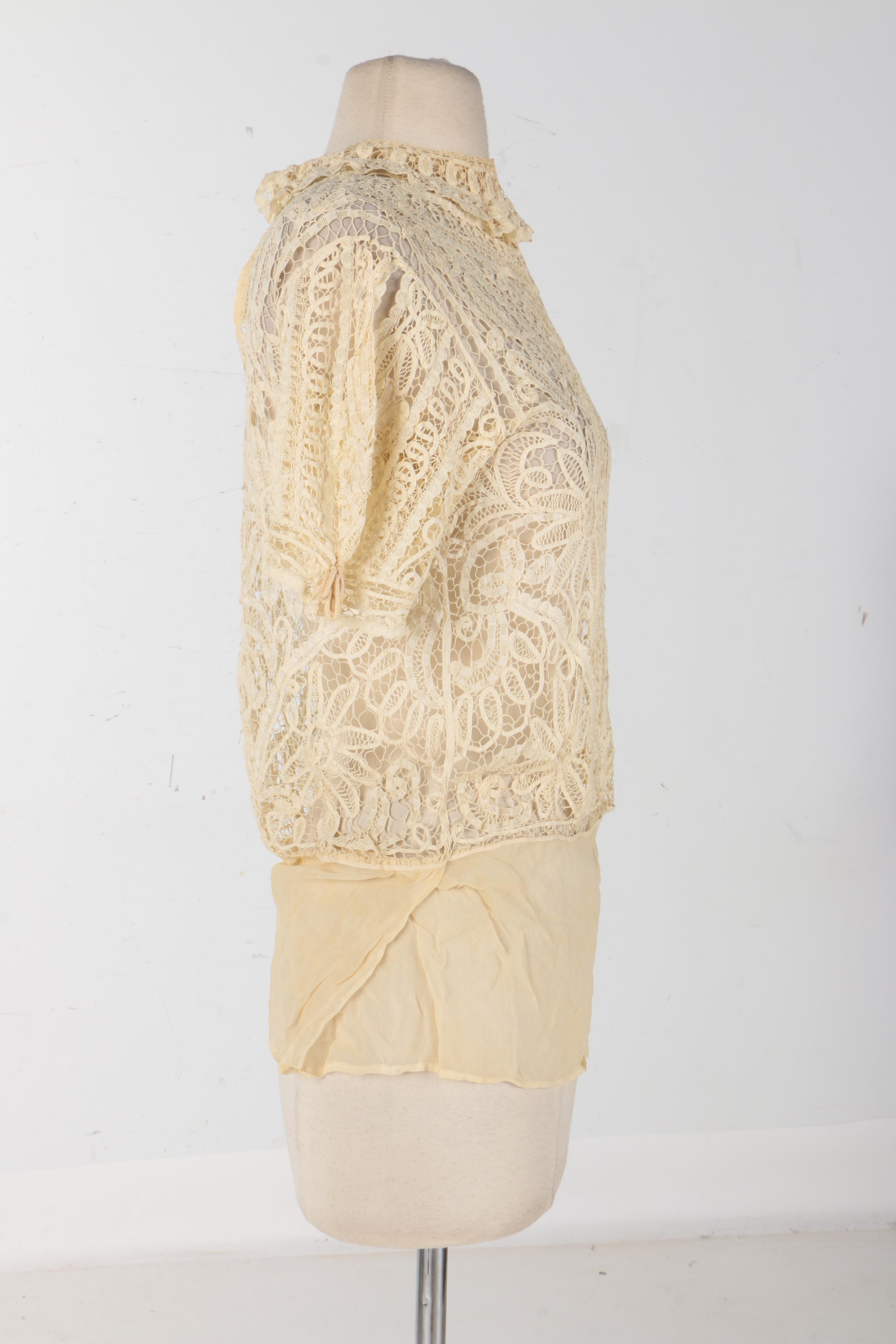 Vintage Cream Lace Women's Blouse