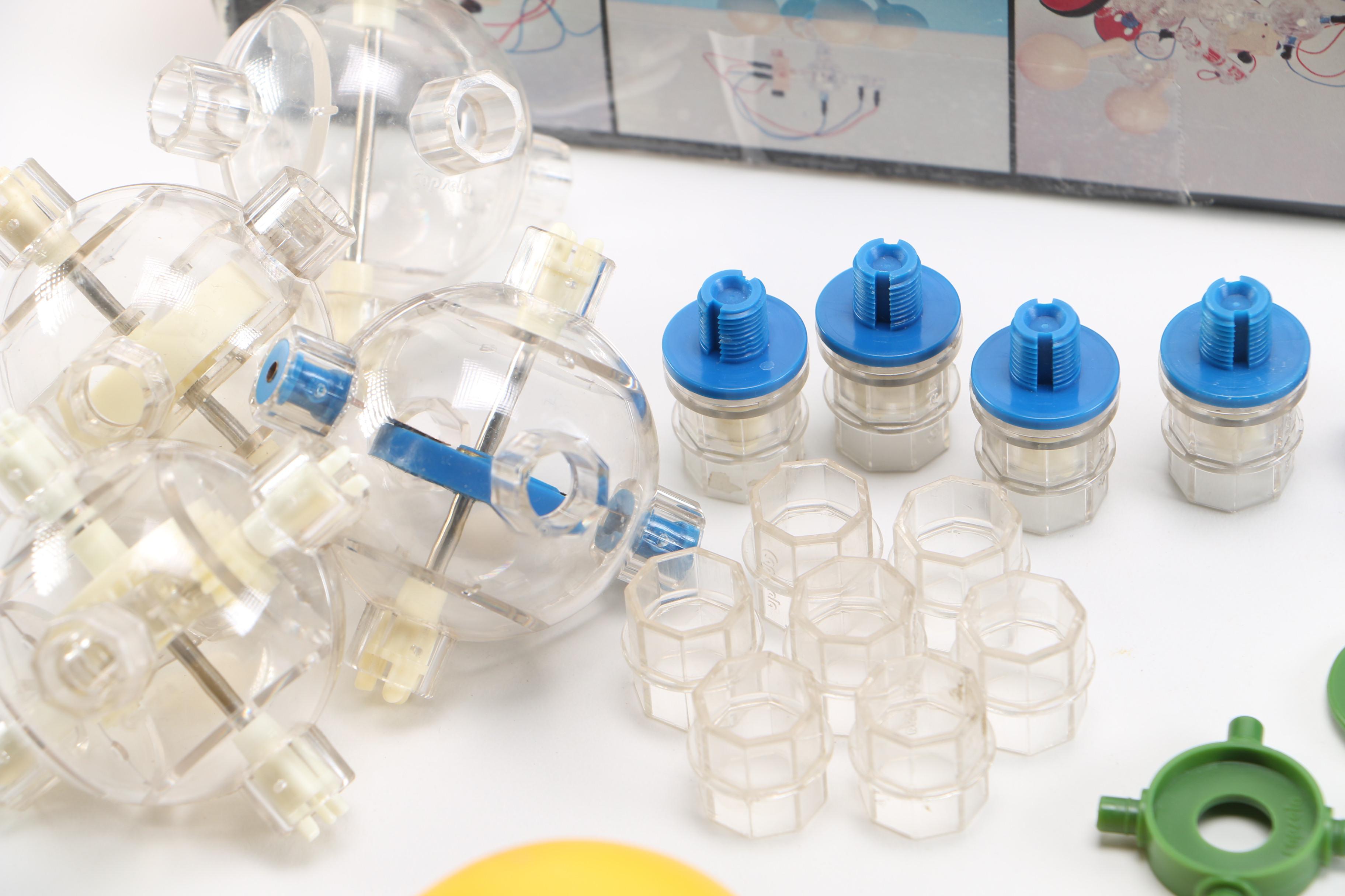 Capsela 500 Motorized Construction Set