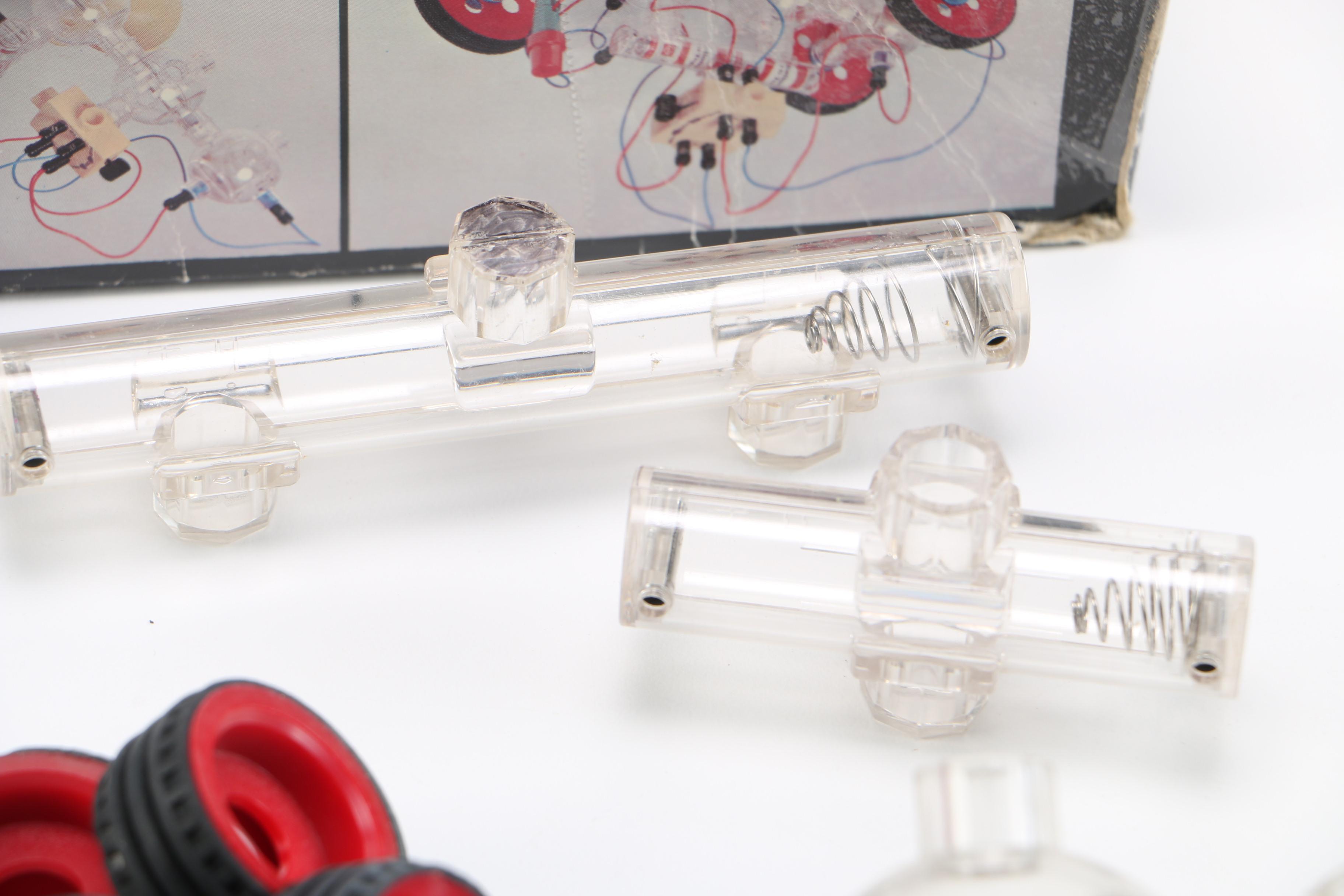 Capsela 500 Motorized Construction Set