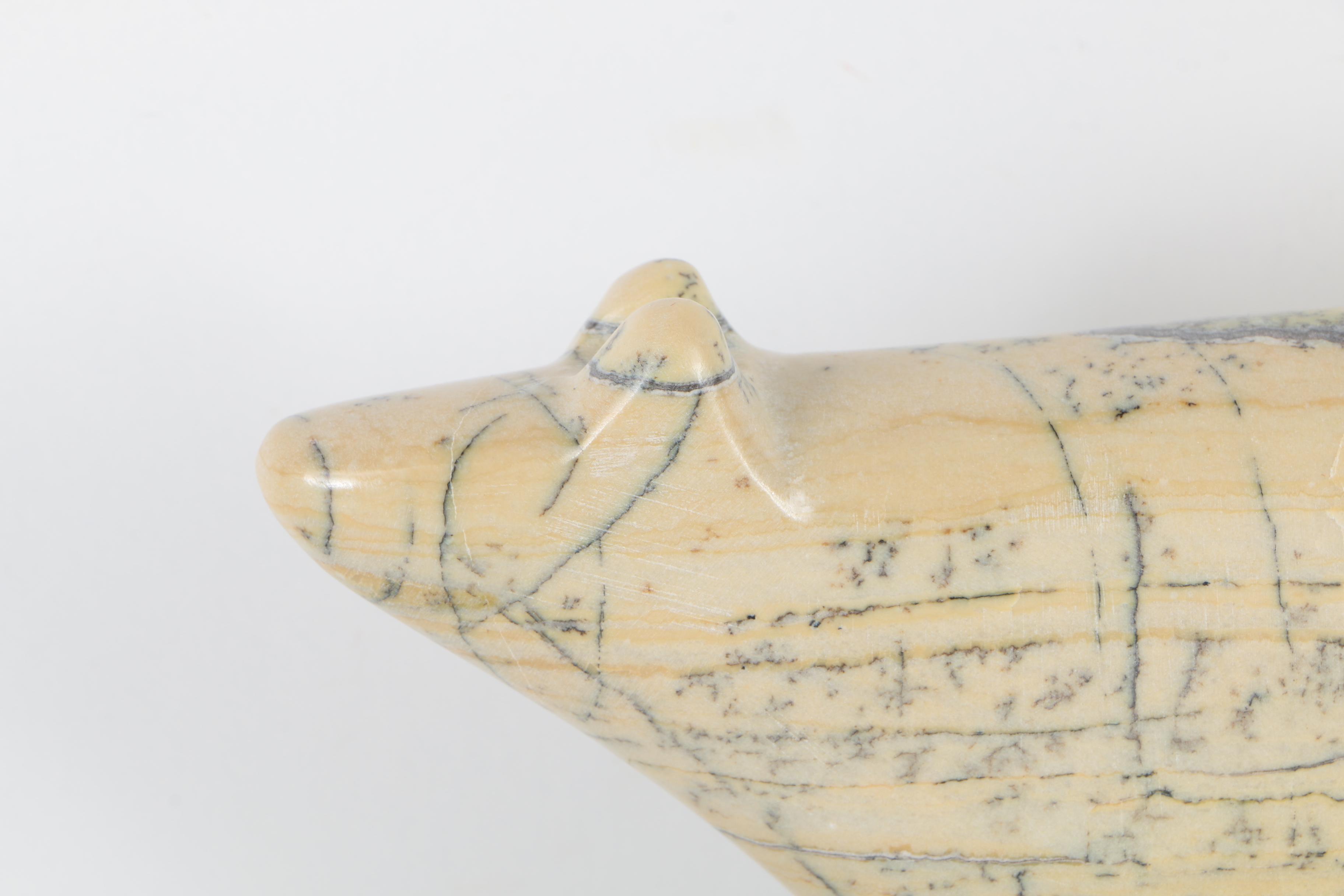 Zuni Native American-Inspired Carved Agate Bear Fetish With Projectile Point