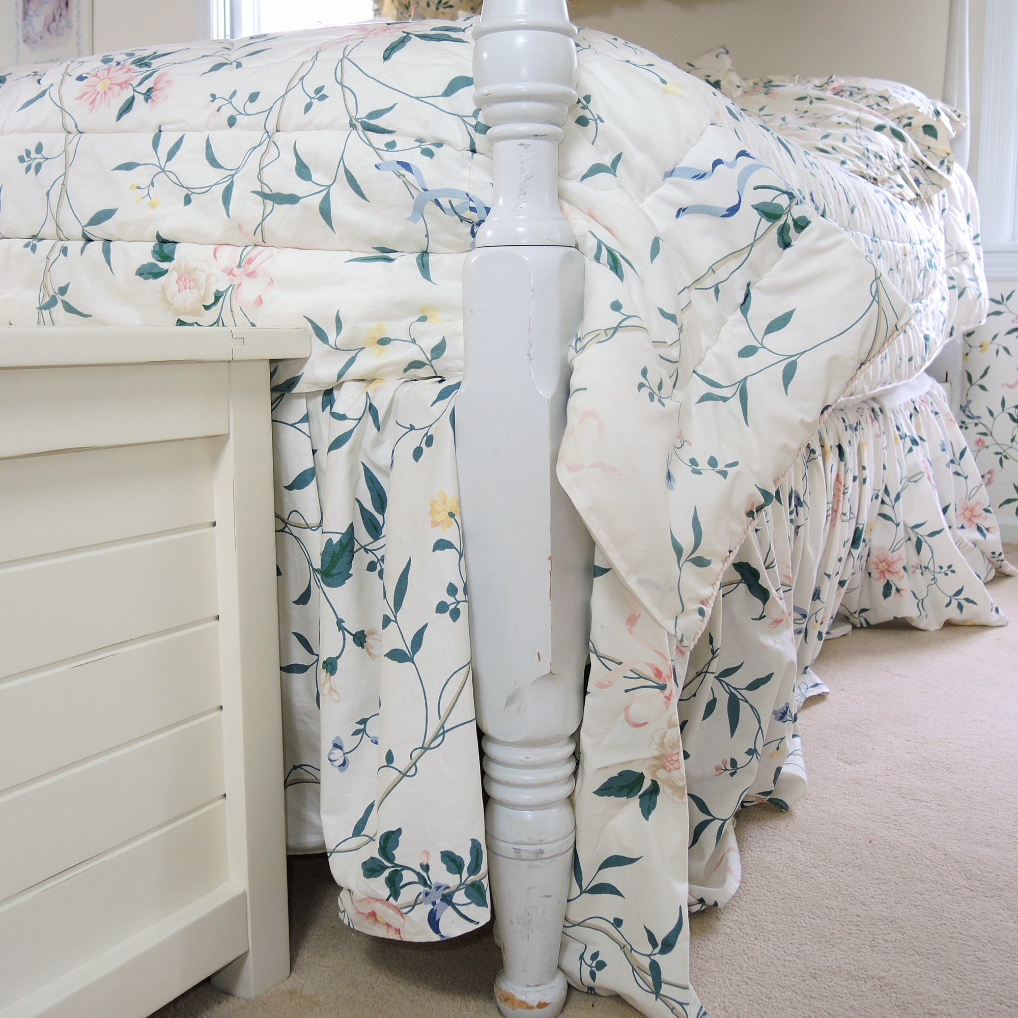 Full Sized Four Post Canopy Bedroom Set