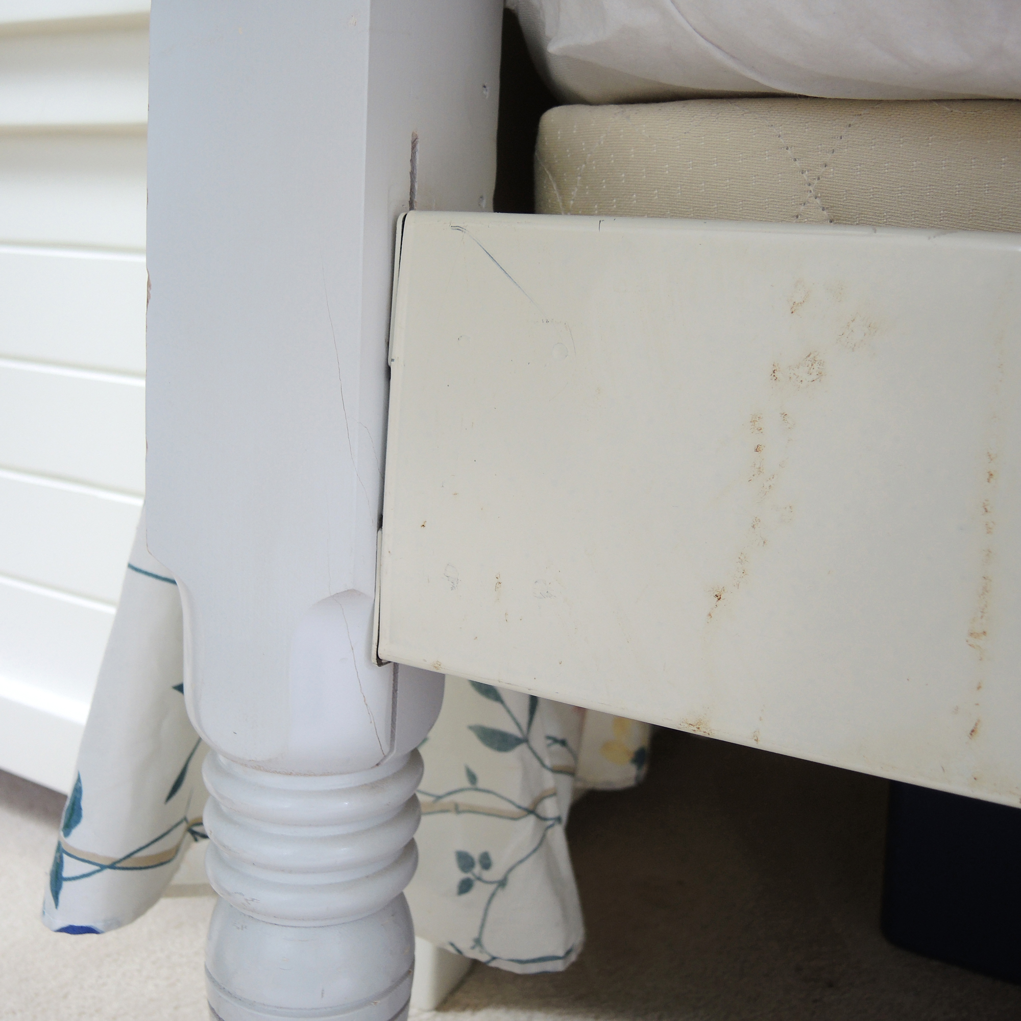 Full Sized Four Post Canopy Bedroom Set